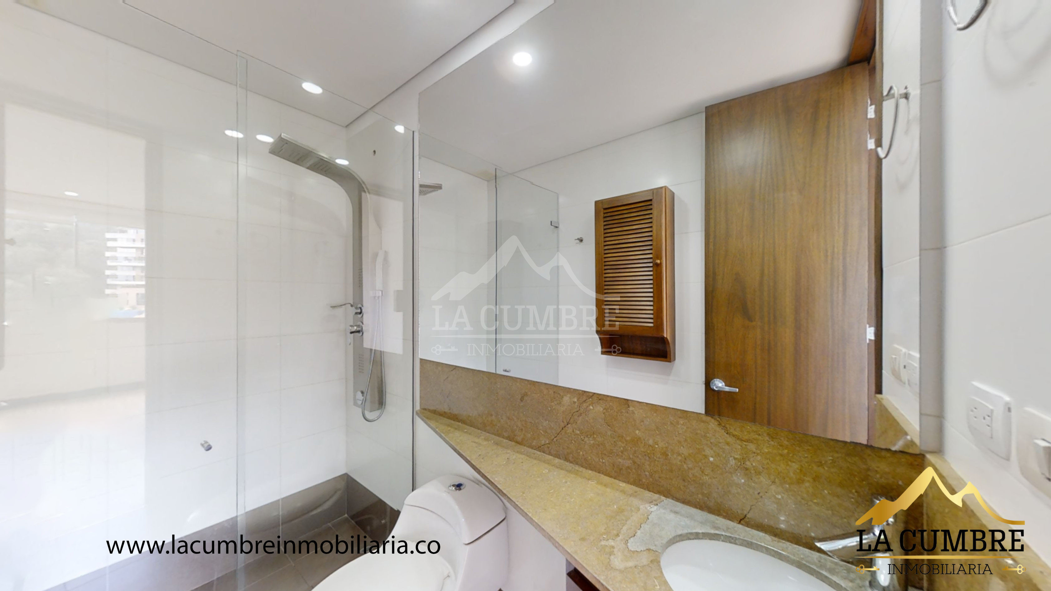 Apartamento en arriendo en El Poblado, Medellín · foto 9 de 13