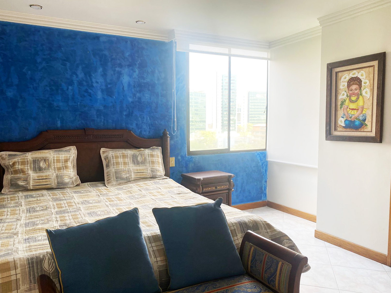 Apartamento de 3 alcobas en arriendo en El Poblado, Medellín, 121 m² · foto 5 de 16