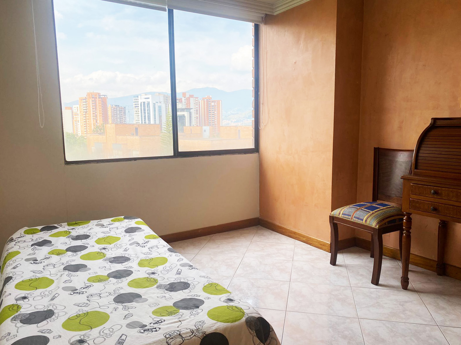 Apartamento de 3 alcobas en arriendo en El Poblado, Medellín, 121 m² · foto 7 de 16