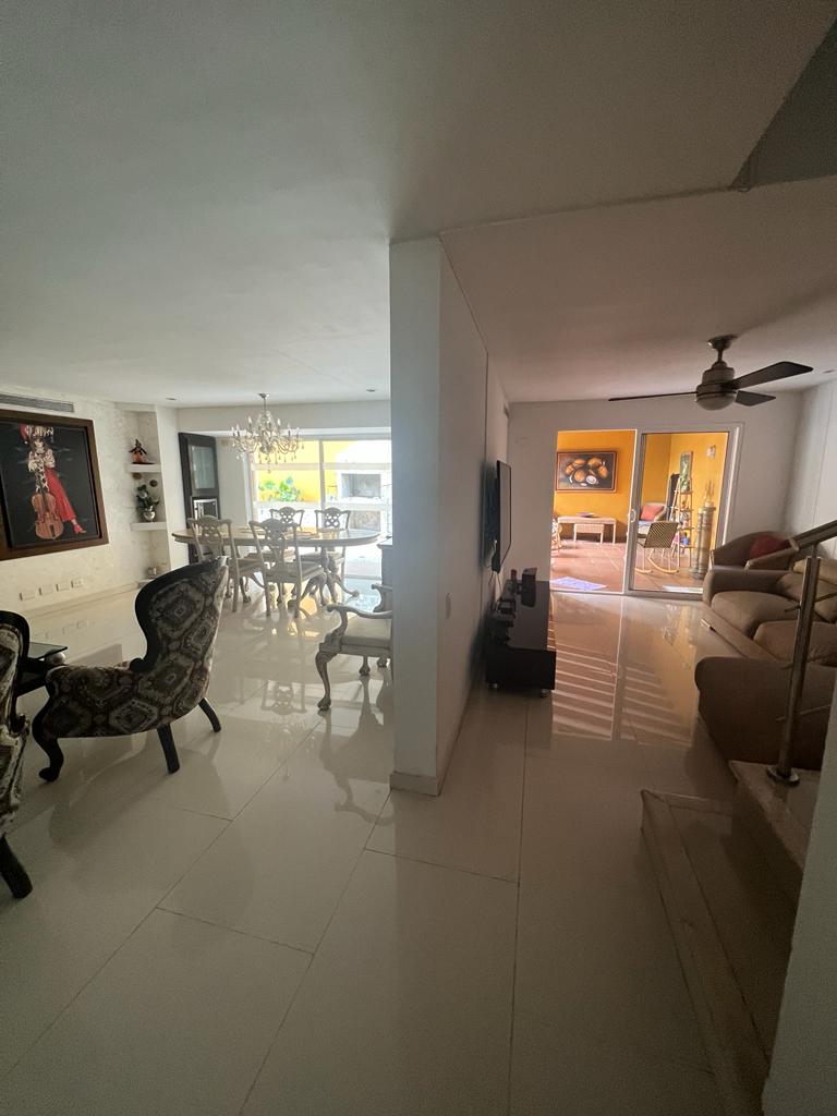 Casa de 4 alcobas en venta en Buenavista, Barranquilla, 228 m² · foto 15 de 20