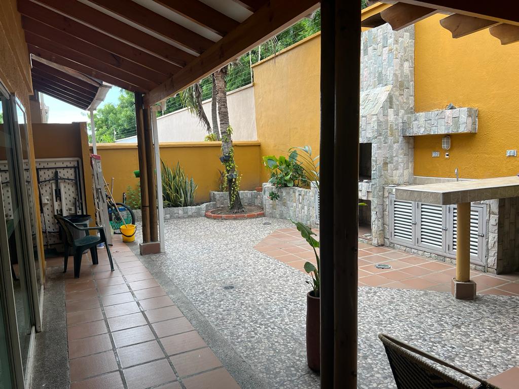 Casa de 4 alcobas en venta en Buenavista, Barranquilla, 228 m² · foto 19 de 20