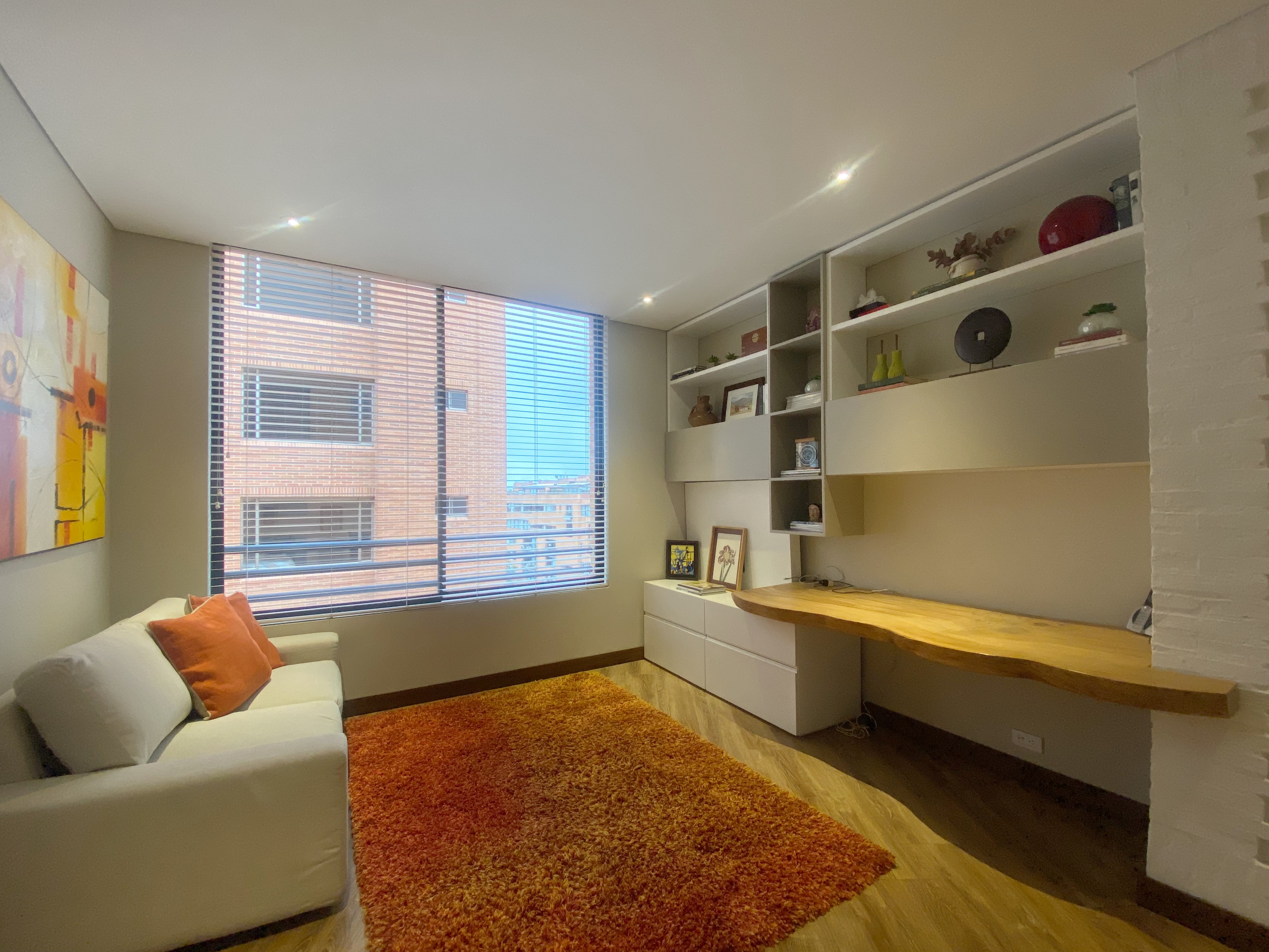 Apartamento de 2 alcobas en venta en Los Rosales, Bogotá, 210 m² · foto 14 de 24