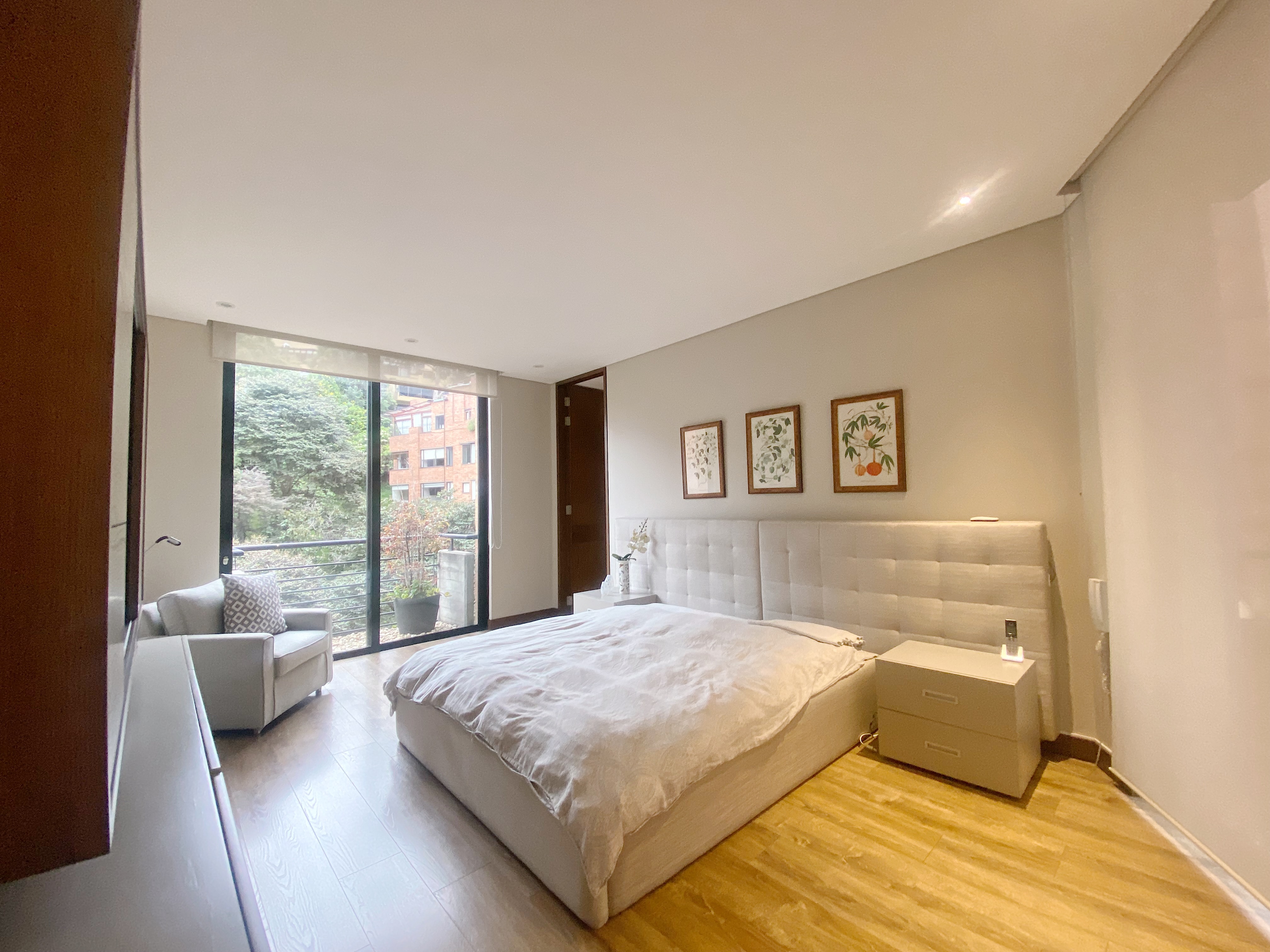 Apartamento de 2 alcobas en venta en Los Rosales, Bogotá, 210 m² · foto 17 de 24