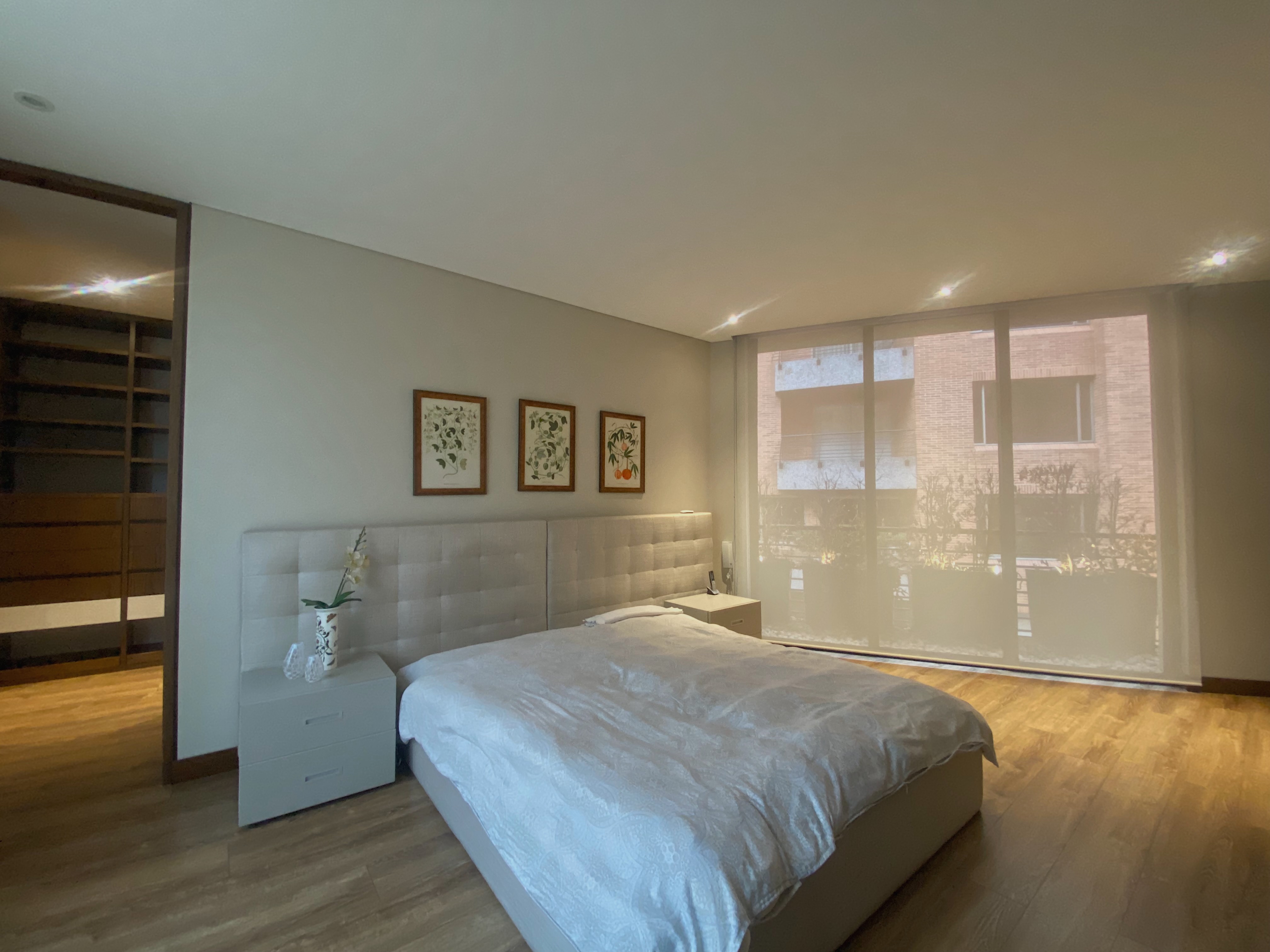 Apartamento de 2 alcobas en venta en Los Rosales, Bogotá, 210 m² · foto 21 de 24