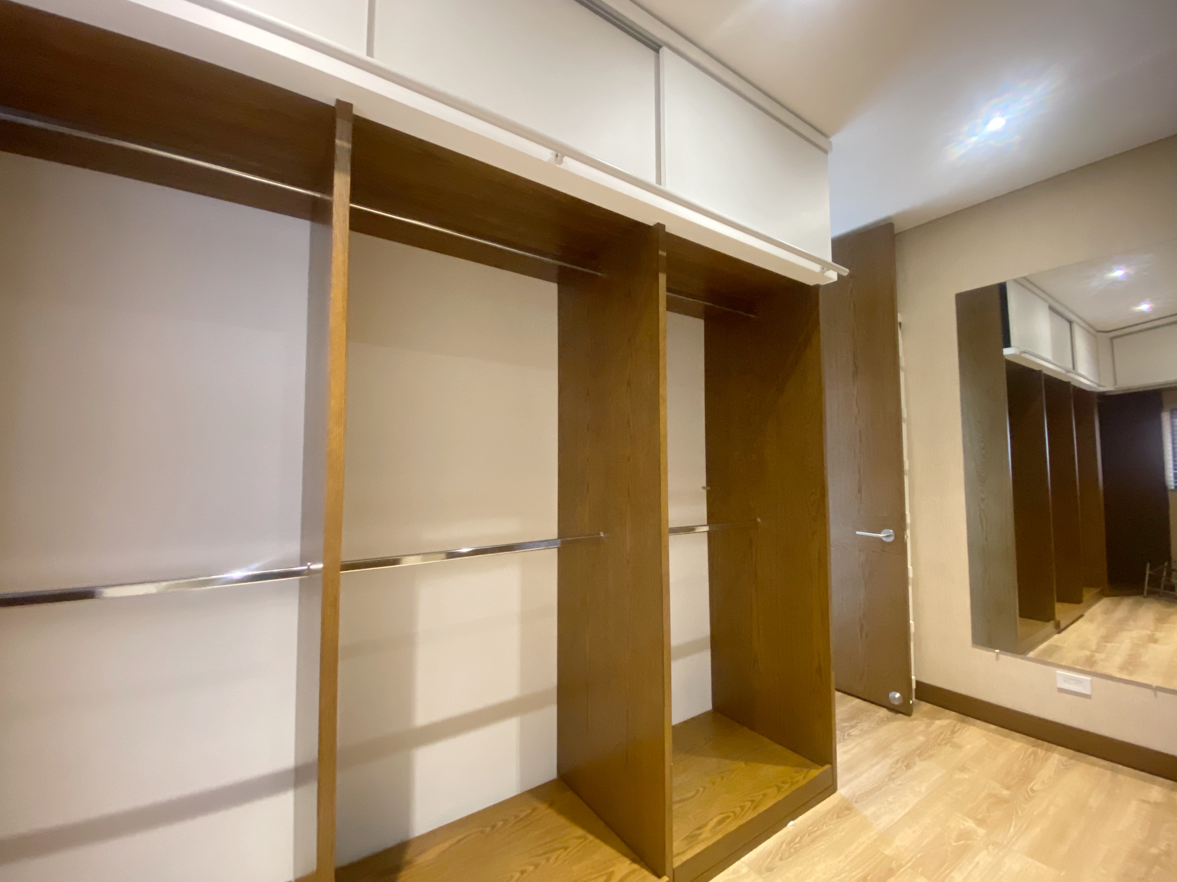 Apartamento de 2 alcobas en venta en Los Rosales, Bogotá, 210 m² · foto 22 de 24