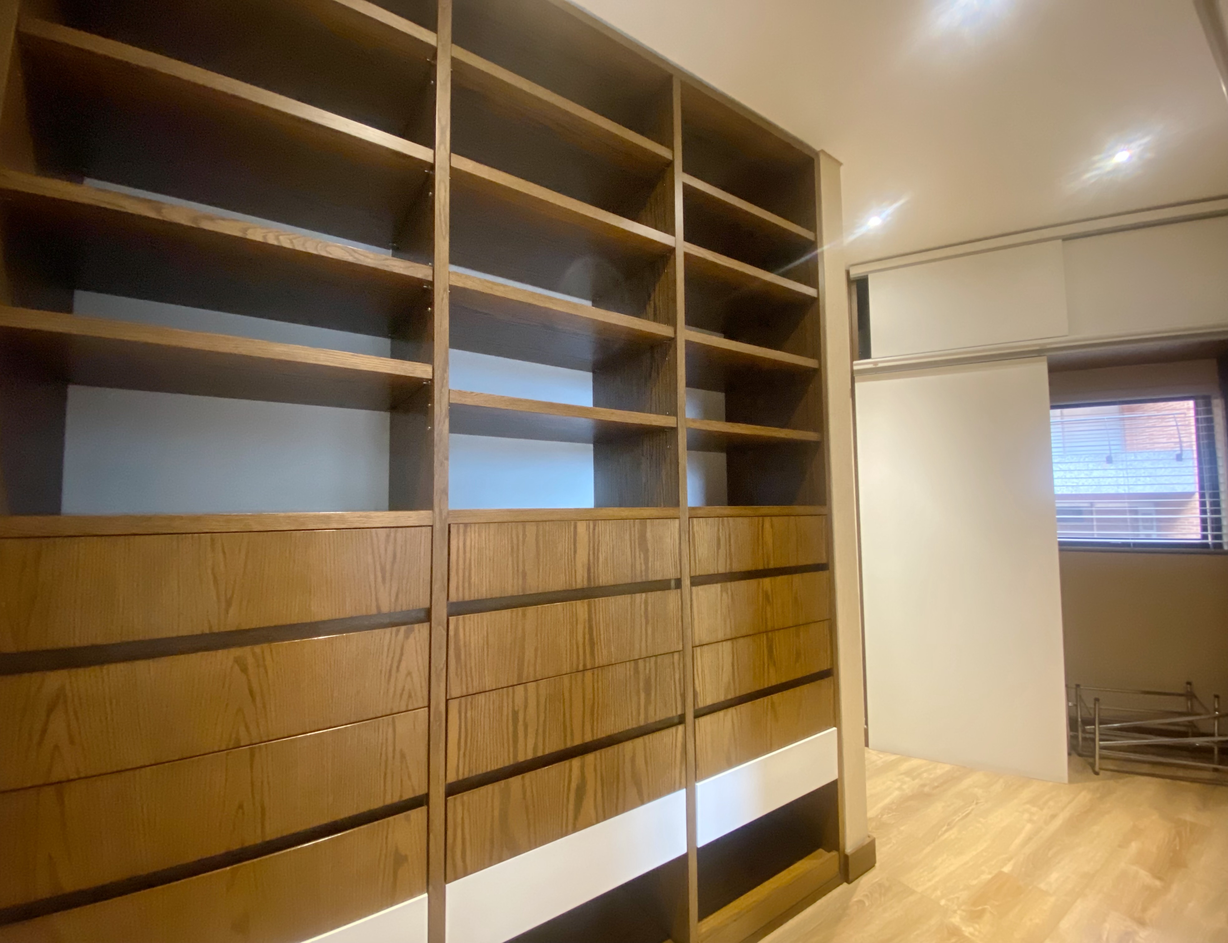 Apartamento de 2 alcobas en venta en Los Rosales, Bogotá, 210 m² · foto 23 de 24