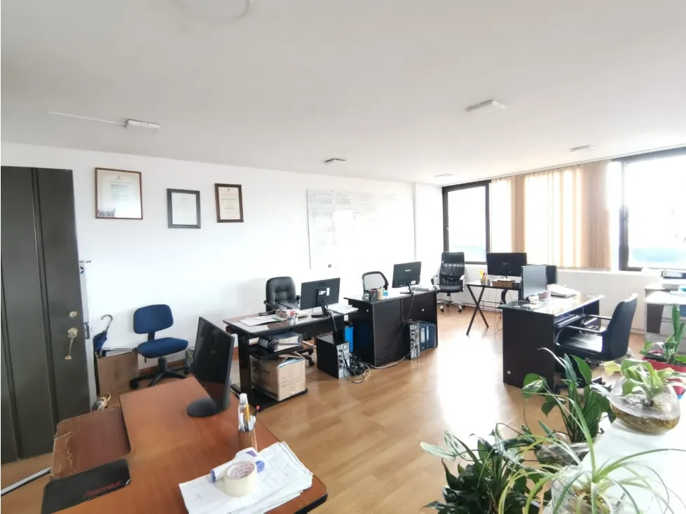 Oficina en venta en Centro, Armenia, 93 m² · foto 4 de 12