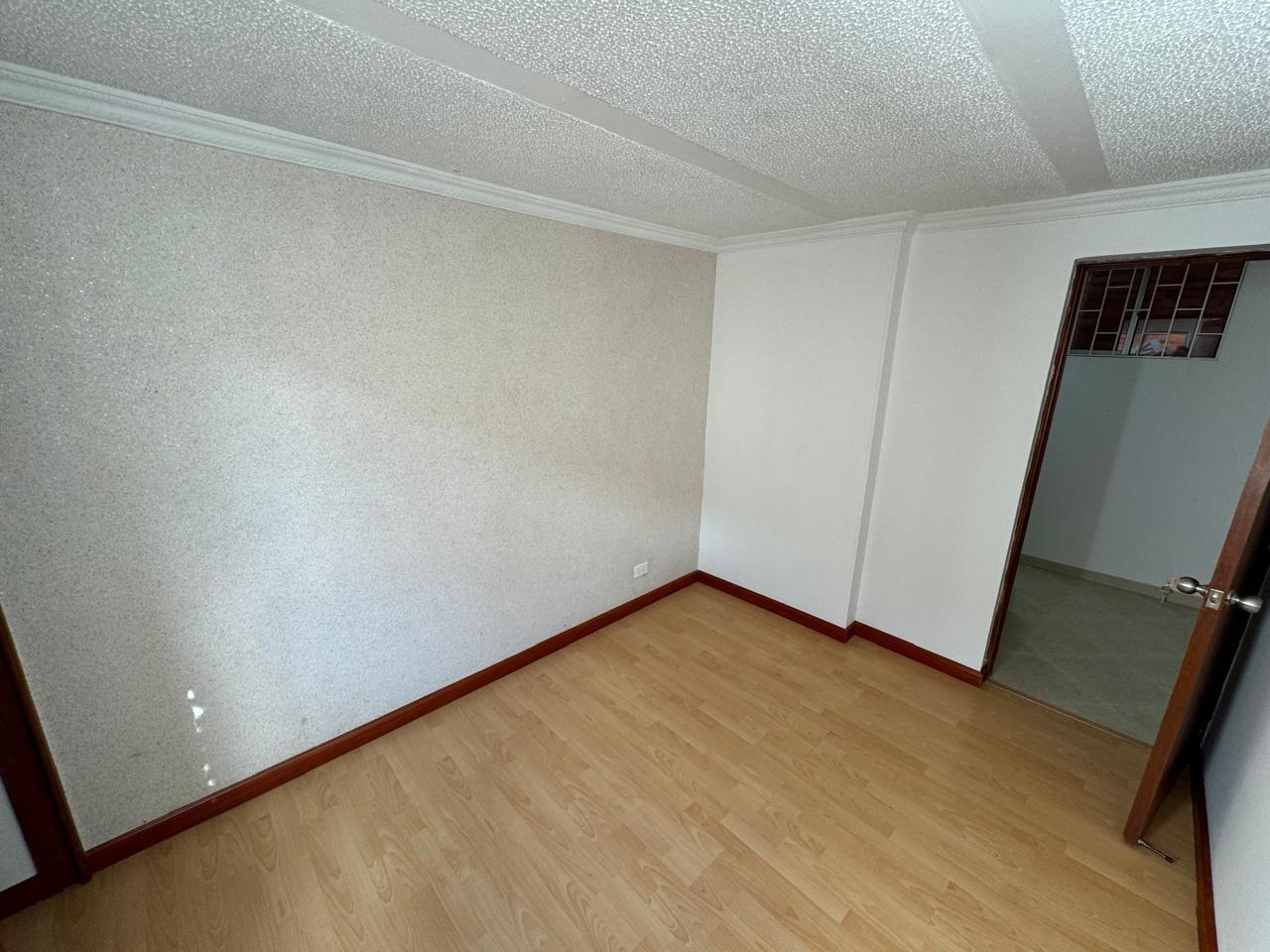 Casa de 3 alcobas en arriendo en Villas De Aranjuez, Bogotá, 92 m² · foto 3 de 24