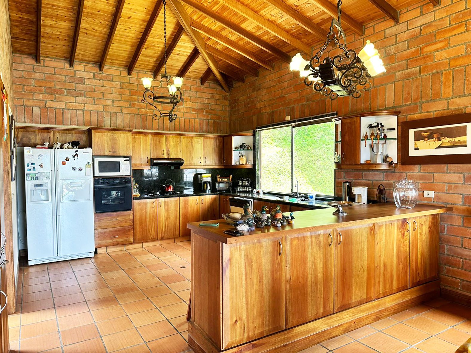 Casa de 4 alcobas en venta en Llano Grande, Rionegro, 286 m² · foto 6 de 20