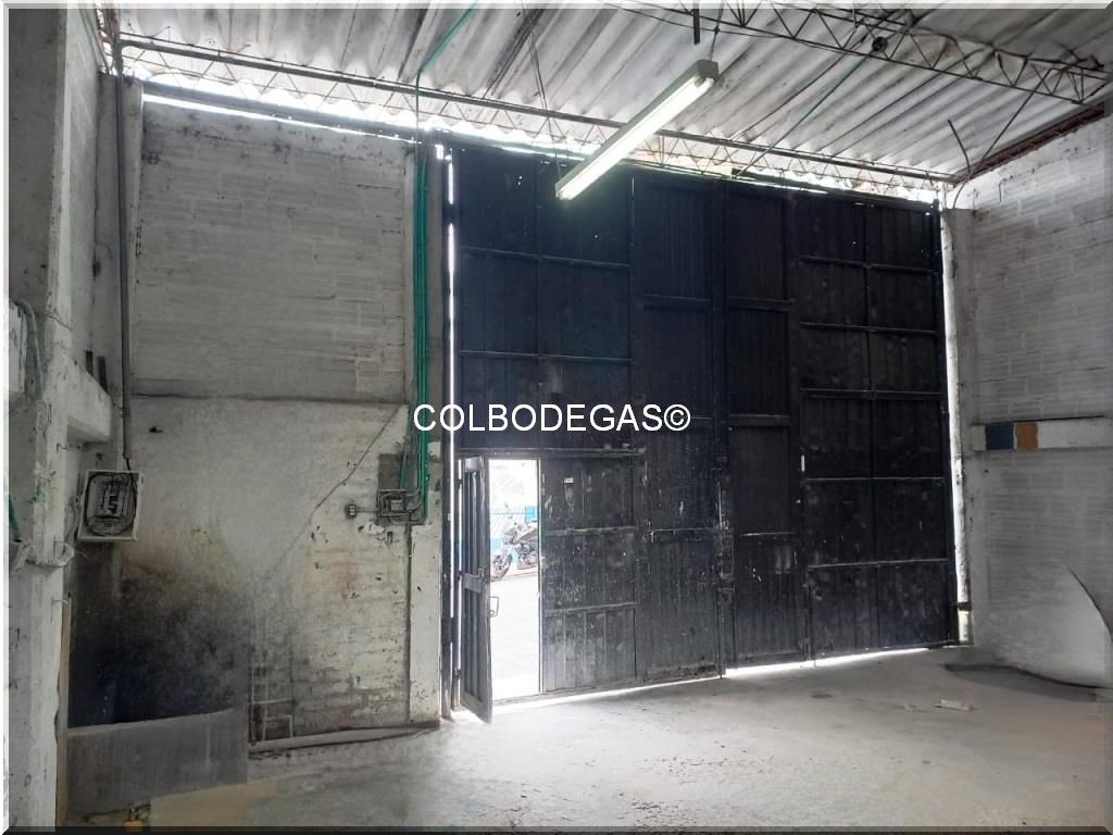 Bodega en venta en Villavicencio, Pereira, 200 m² · foto 18 de 24