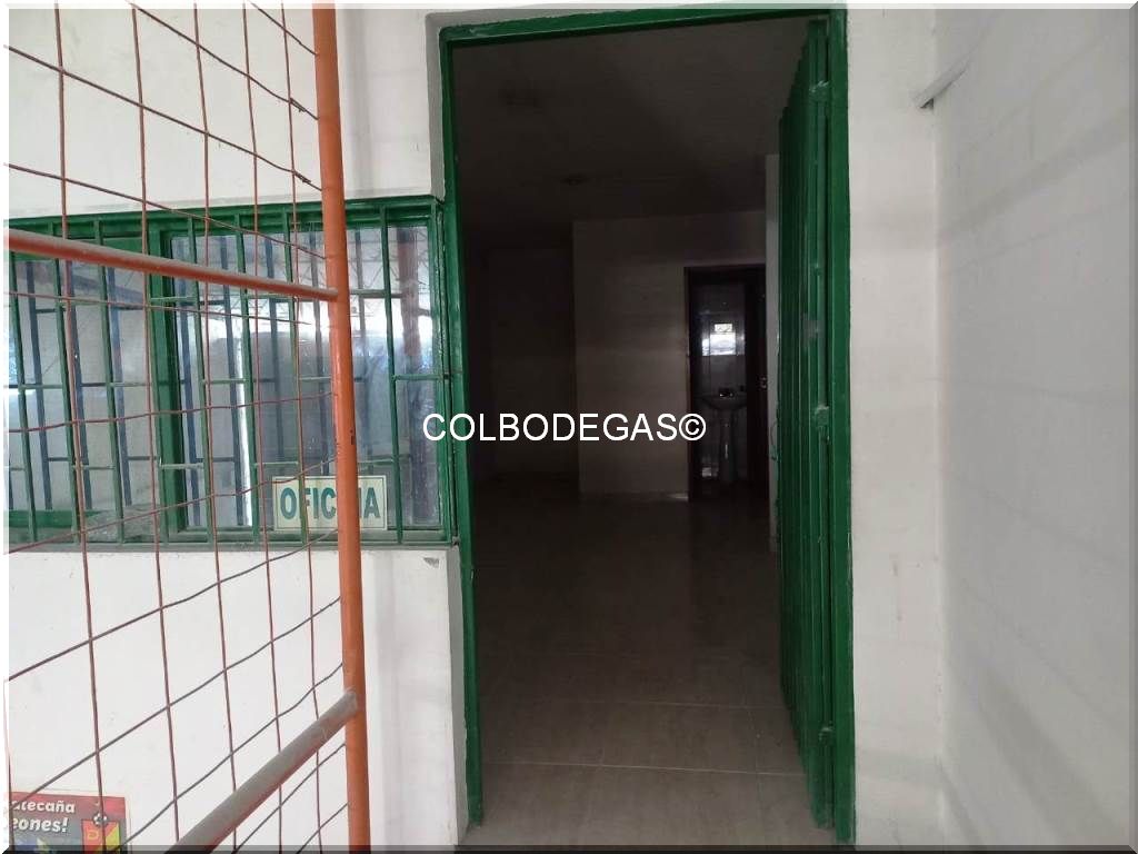 Bodega en venta en Villavicencio, Pereira, 200 m² · foto 21 de 24