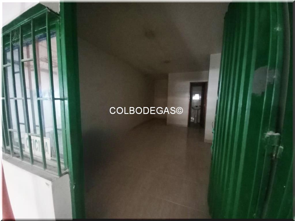 Bodega en venta en Villavicencio, Pereira, 200 m² · foto 6 de 24