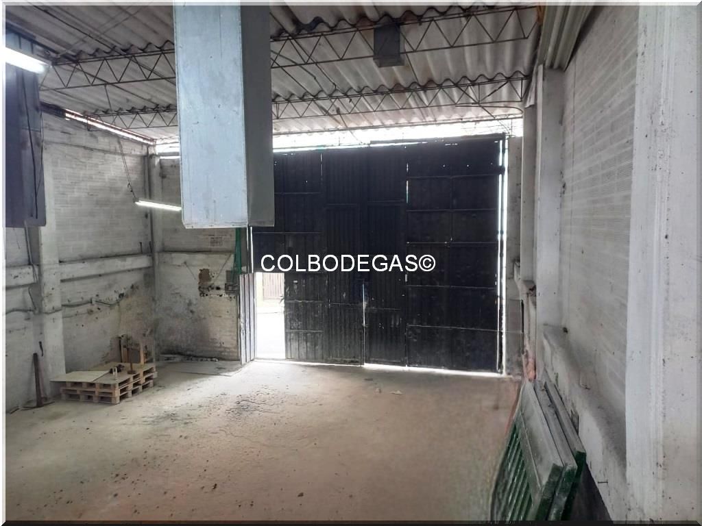 Bodega en venta en Villavicencio, Pereira, 200 m² · foto 8 de 24