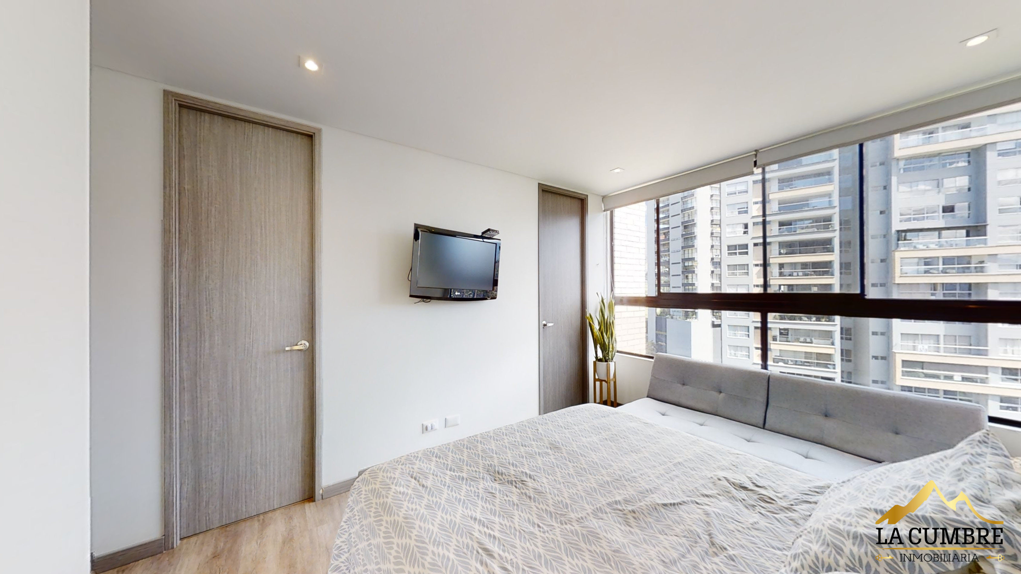 Apartamento en venta en Loma De Las Brujas, Envigado · foto 5 de 9