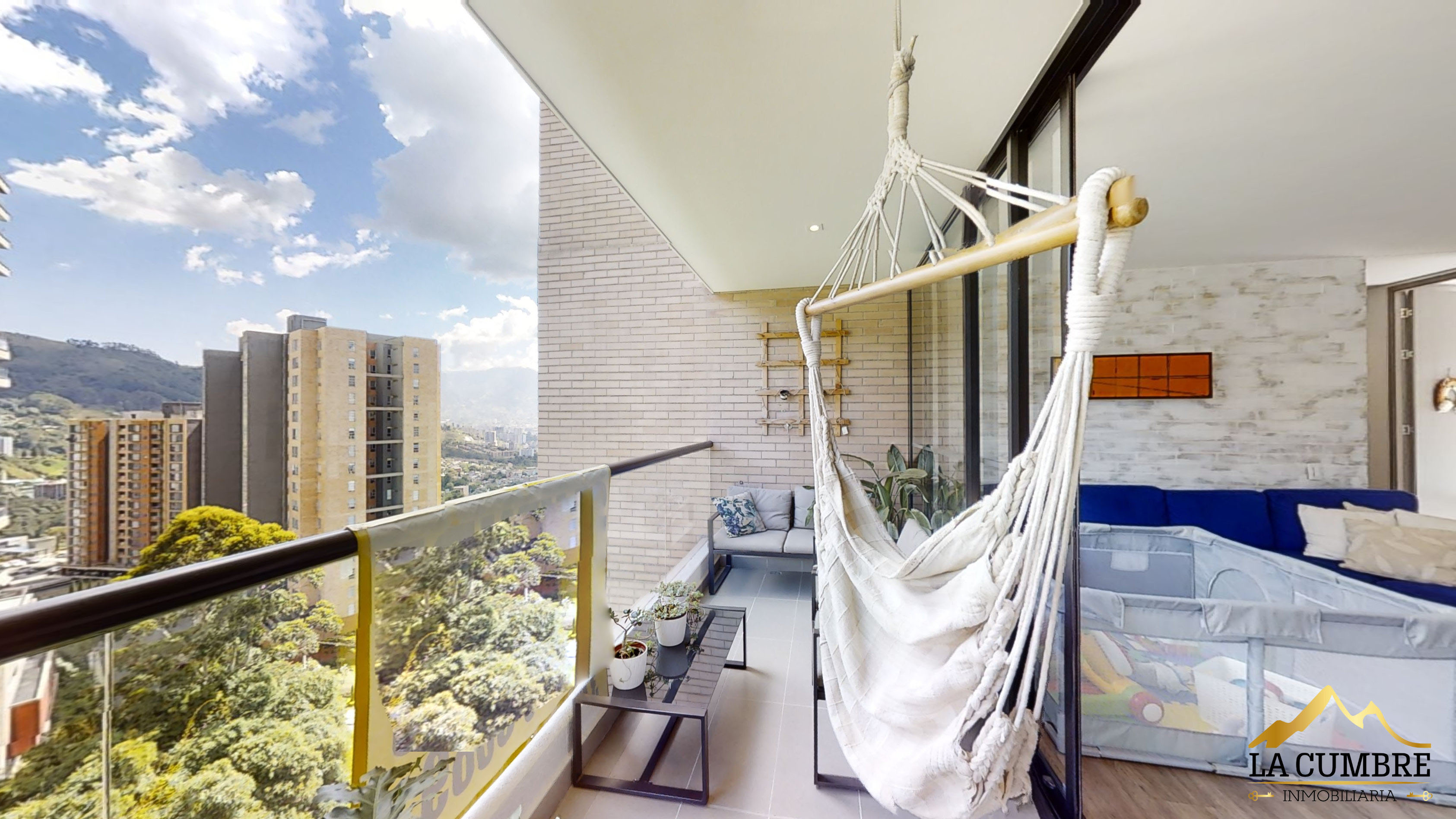 Apartamento en venta en Loma De Las Brujas, Envigado · foto 8 de 9