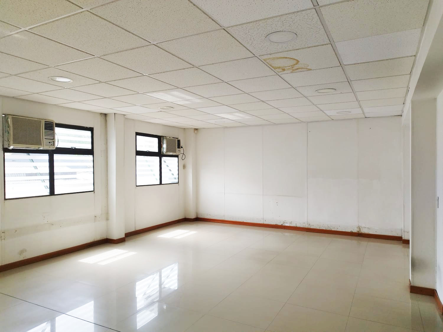 Oficina en arriendo en Castropol, Medellín, 276 m² · foto 16 de 18