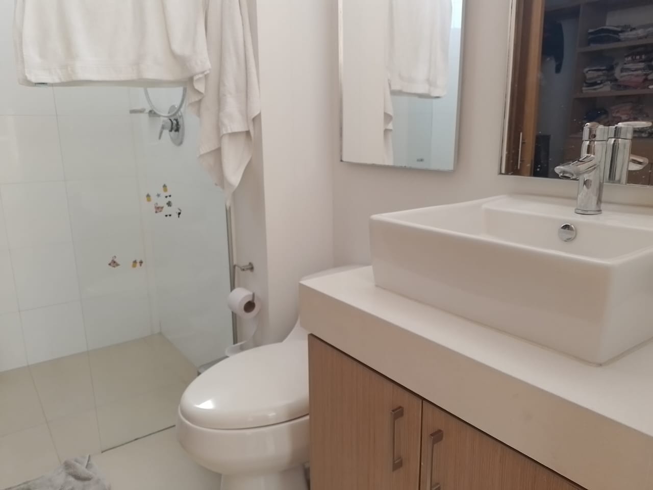 Apartamento de 2 alcobas en venta en Los Balsos No.2, Medellín, 108 m² · foto 15 de 19