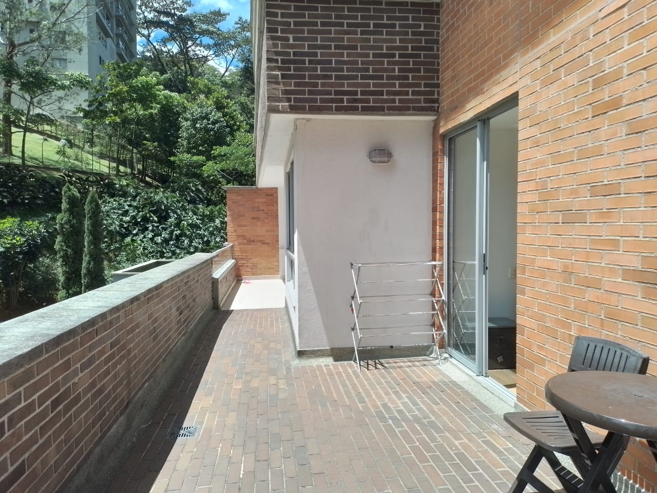 Apartamento de 2 alcobas en venta en Los Balsos No.2, Medellín, 108 m² · foto 18 de 19