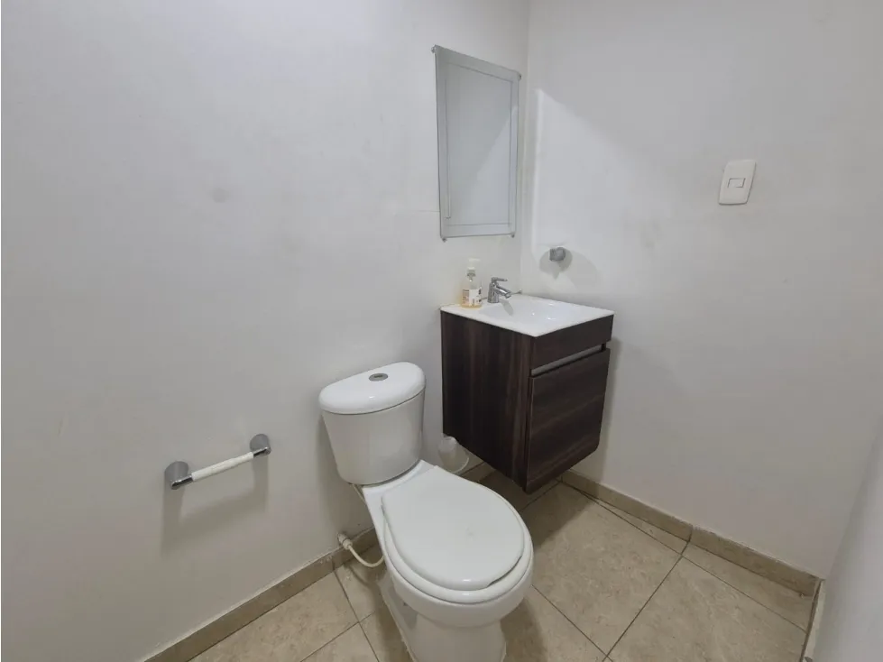 Casa en arriendo en Manga, Cartagena, 284 m² · foto 9 de 10