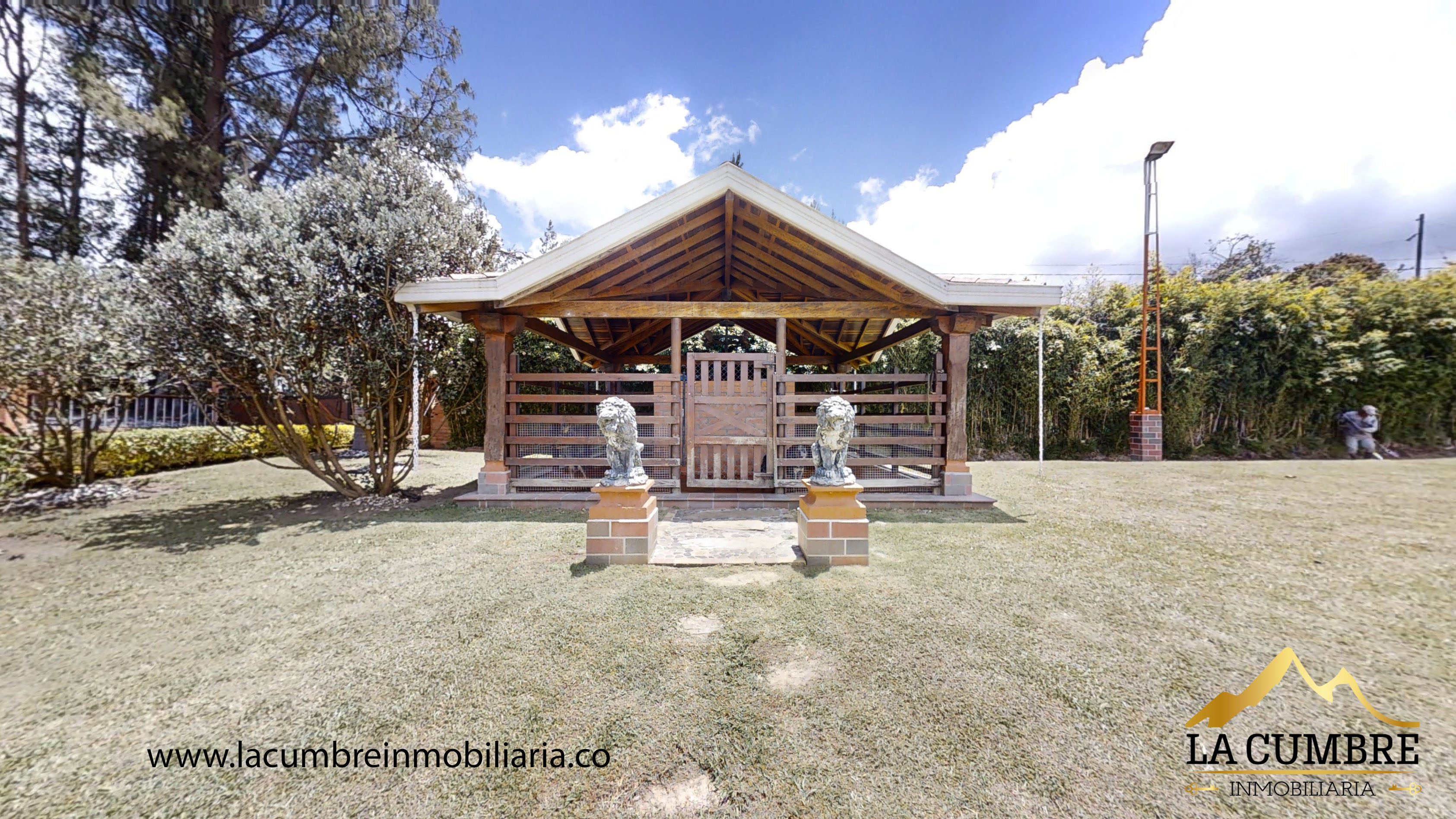 Finca en venta en Guarne, 400 m² · foto 2 de 20