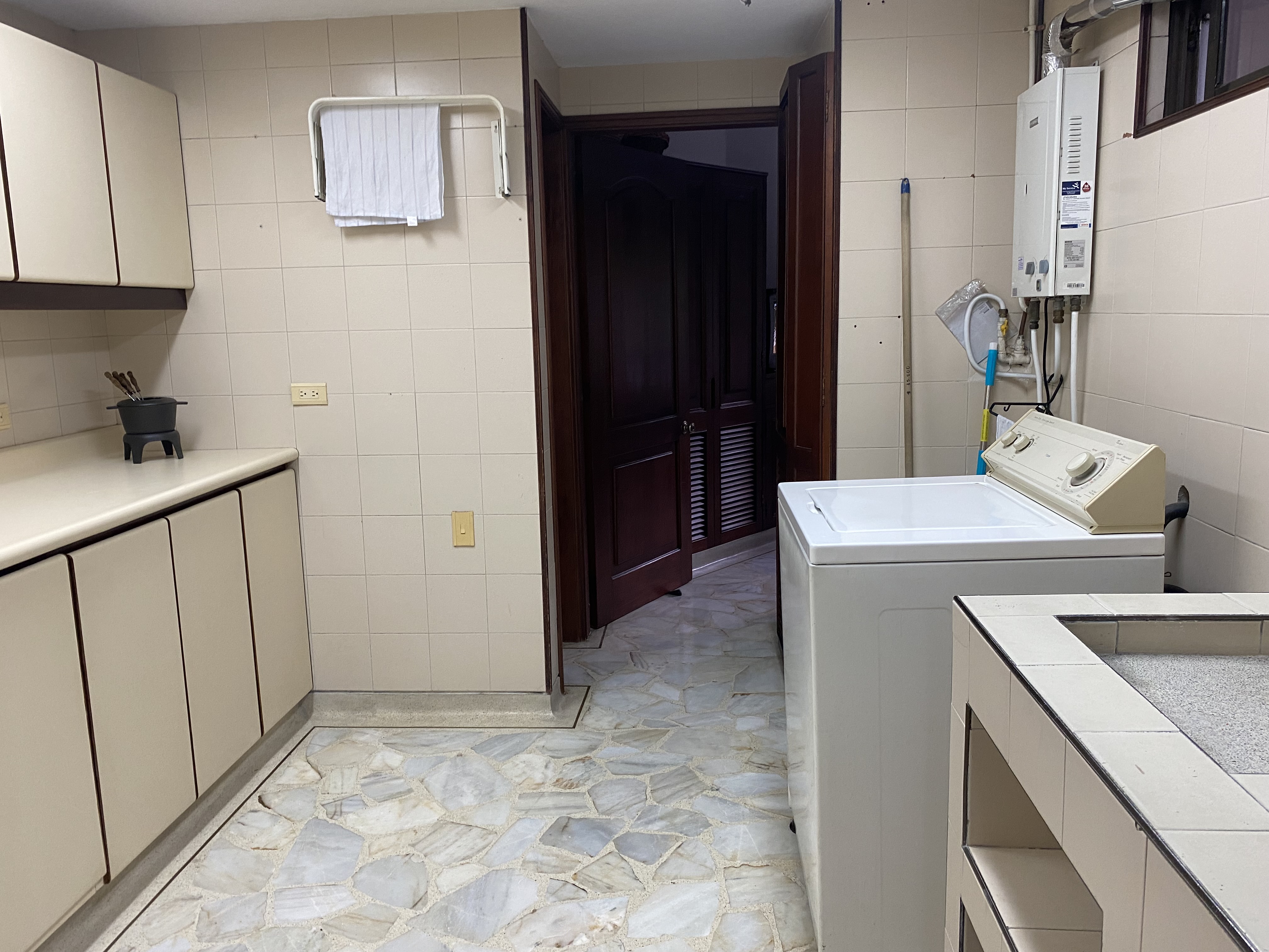 Apartamento de 3 alcobas en venta en Juanambu, Cali, 238 m² · foto 19 de 21