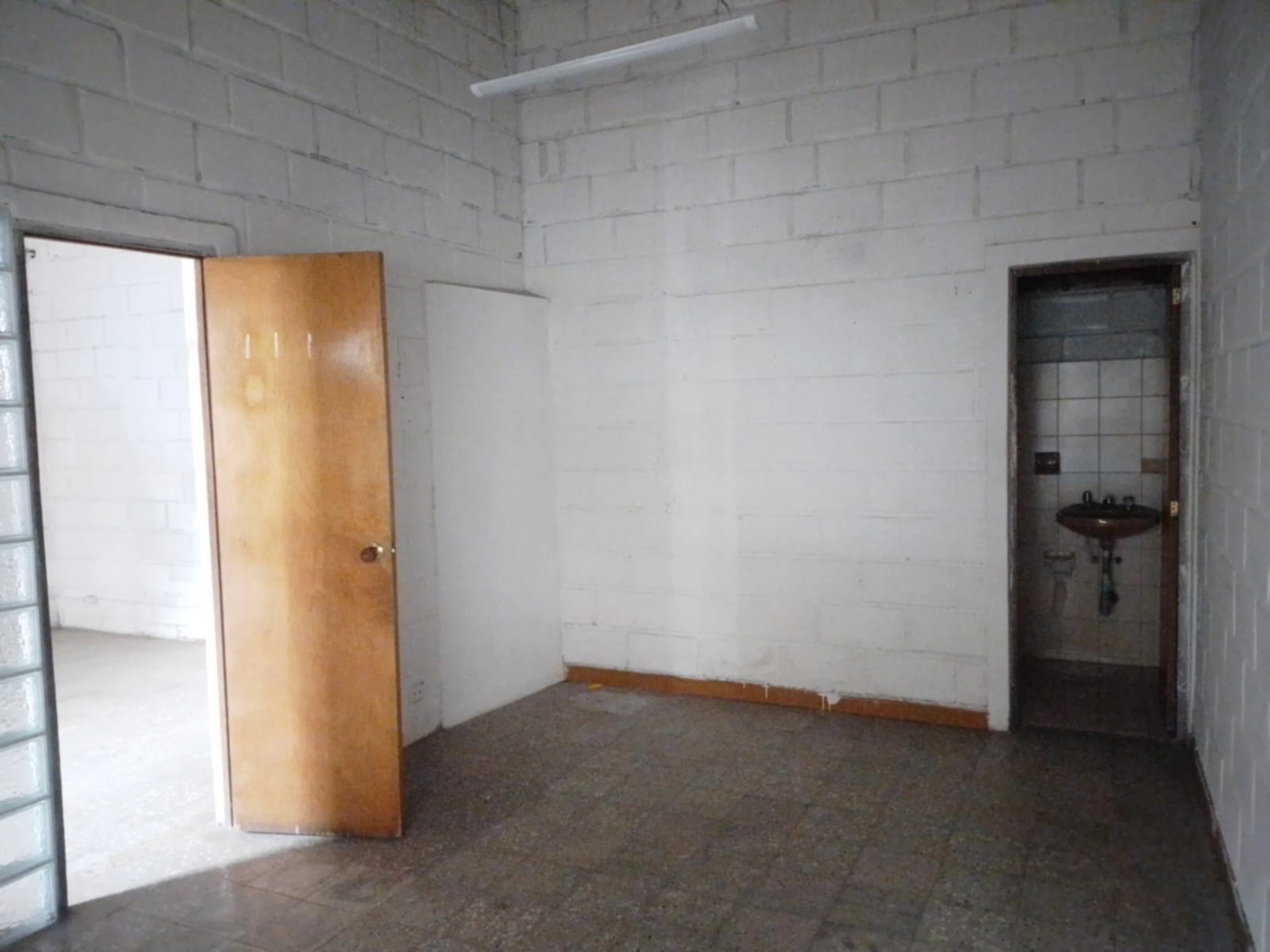 Local en venta en Belén Fatima, Medellín, 192 m² · foto 14 de 17