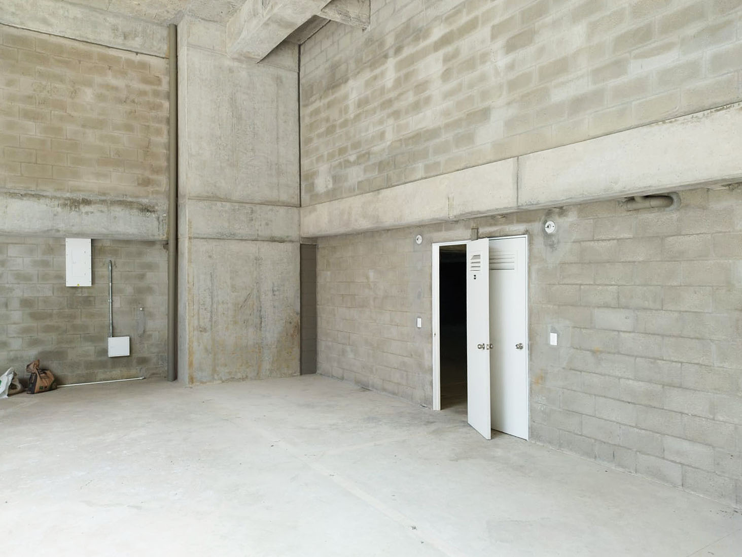 Local en arriendo en Los Balsos, Medellín, 300 m² · foto 2 de 19