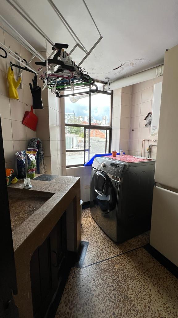 Apartamento de 4 alcobas en venta en Av Paralela, Manizales, 141 m² · foto 18 de 21