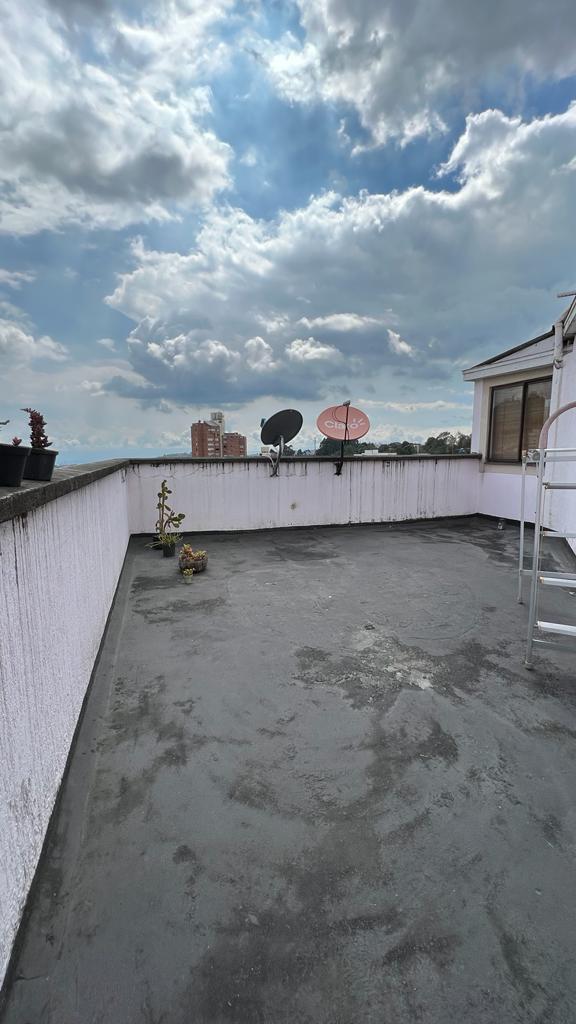 Apartamento de 4 alcobas en venta en Av Paralela, Manizales, 141 m² · foto 20 de 21