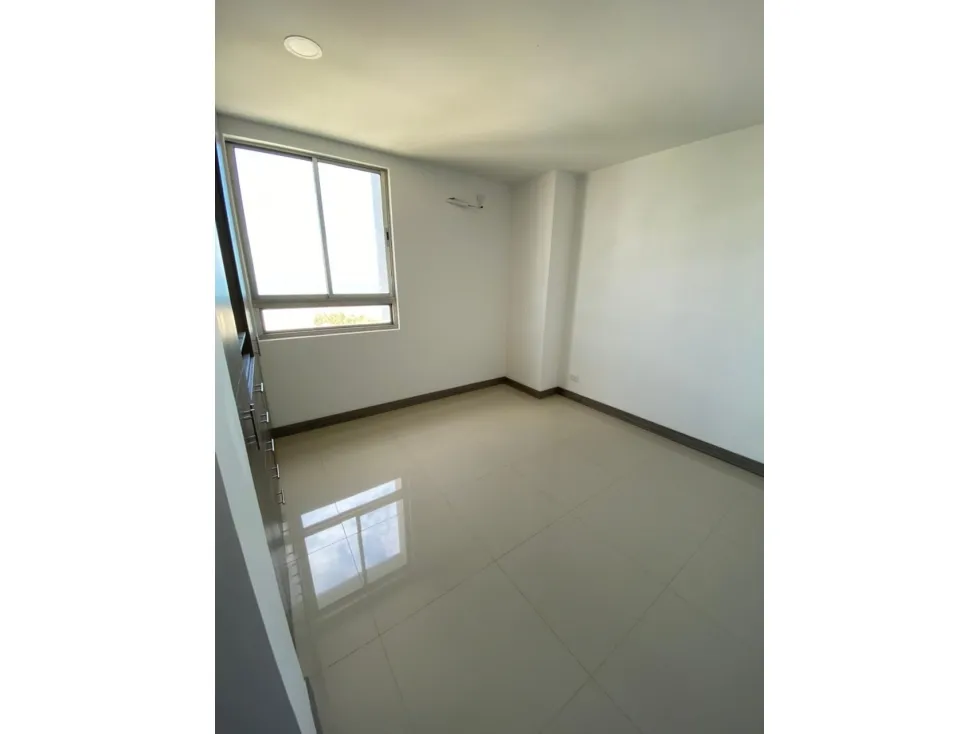 Apartamento de 3 alcobas en venta en Crespo, Cartagena, 114 m² · foto 5 de 15