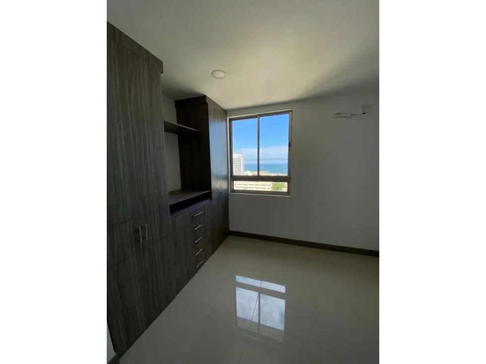 Apartamento de 3 alcobas en venta en Crespo, Cartagena, 114 m² · foto 7 de 15