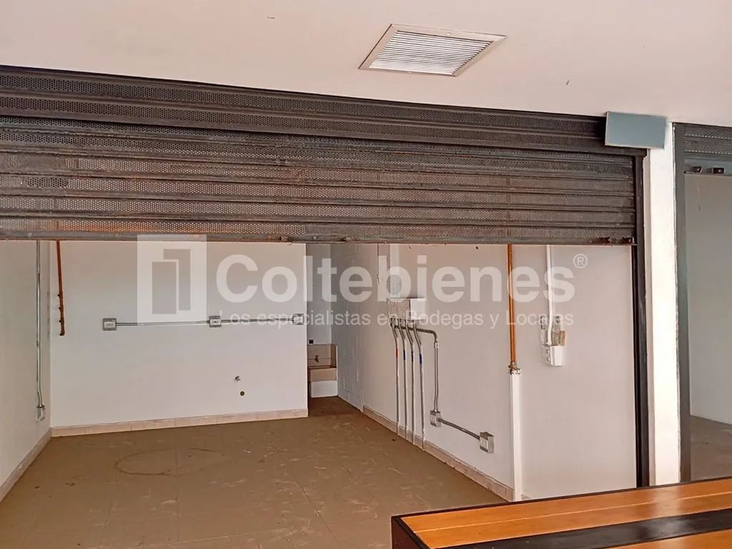 Local en arriendo en Zona Industrial No. 1, Itagüí, 25 m² · foto 2 de 9