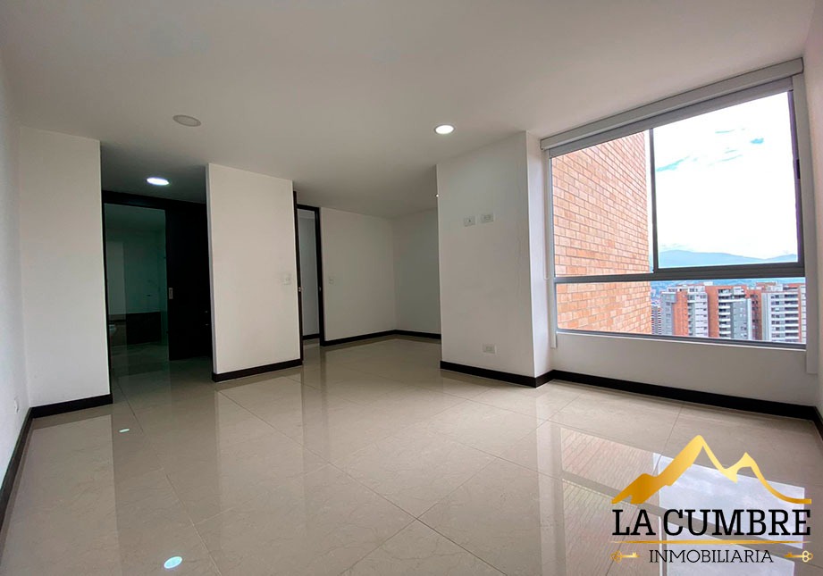 Apartamento en venta en Loma De Las Brujas, Envigado · foto 8 de 11
