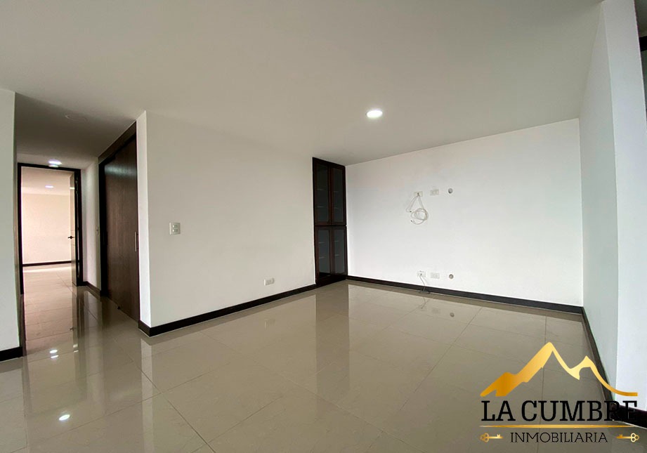Apartamento en venta en Loma De Las Brujas, Envigado · foto 9 de 11