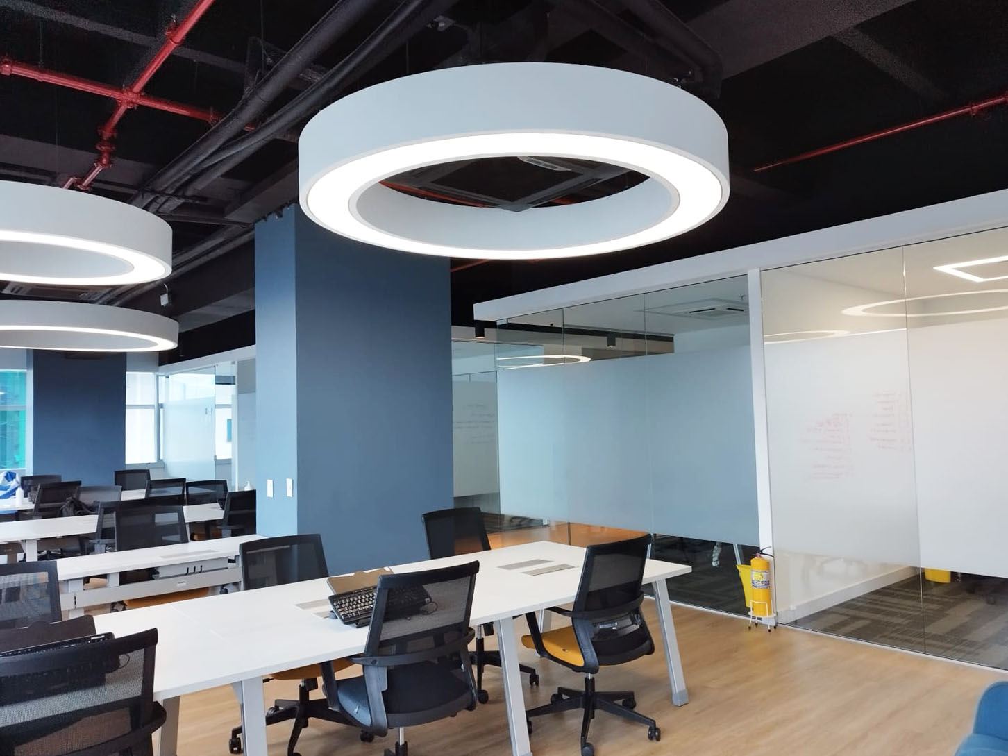 Oficina en venta en Patio Bonito, Medellín, 1000 m² · foto 16 de 20