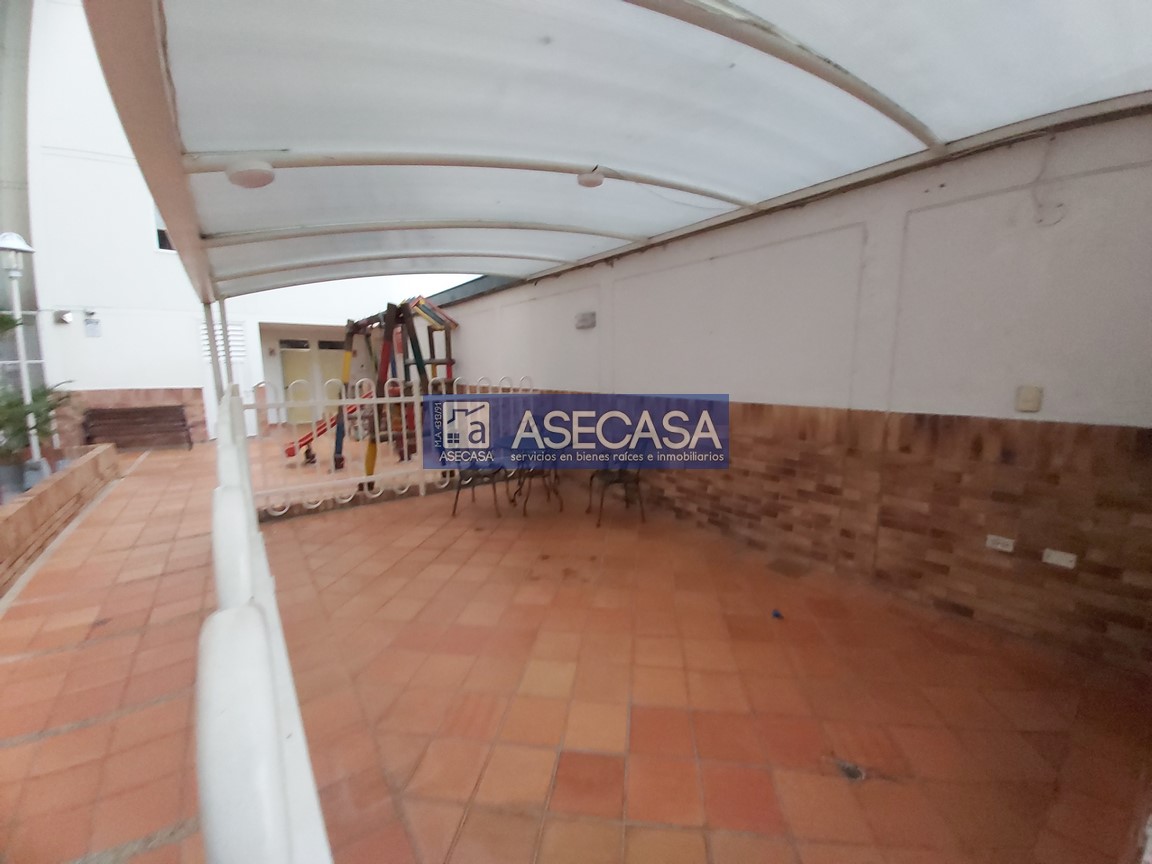 Apartamento de 4 alcobas en venta en Portal Sierra La Flor, Floridablanca, 110 m² · foto 11 de 20