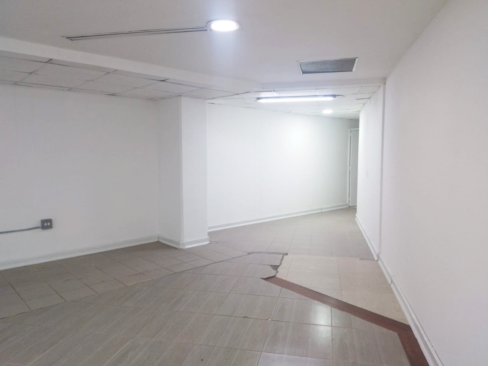 Local en arriendo en La Mota, Medellín, 175 m² · foto 11 de 14