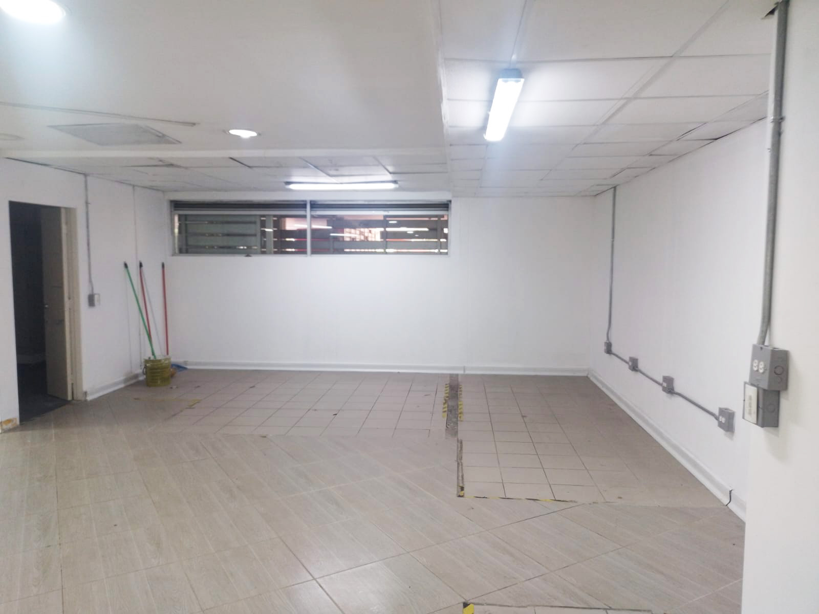 Local en arriendo en La Mota, Medellín, 175 m² · foto 4 de 14