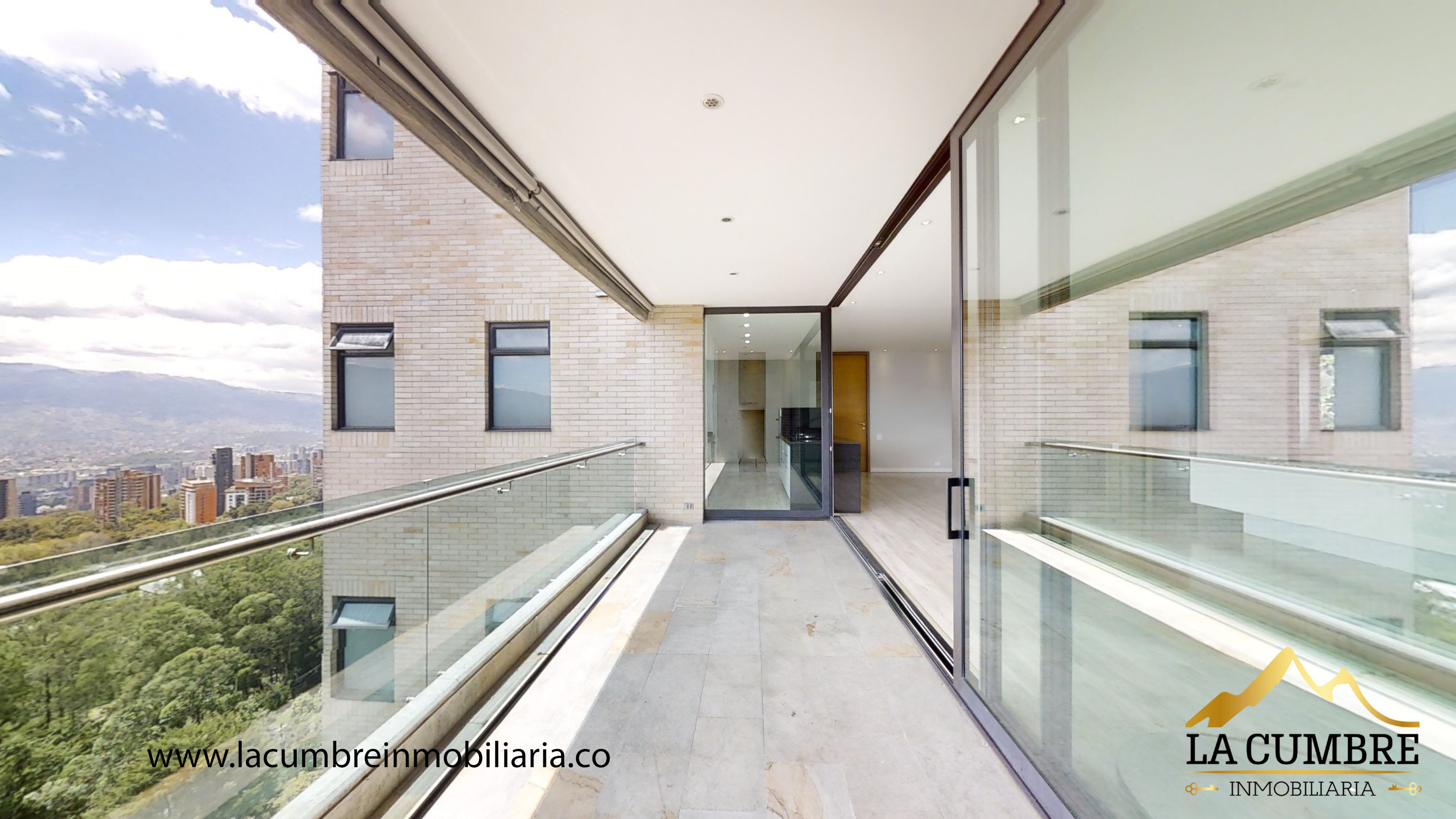 Apartamento de 3 alcobas en arriendo en Los Balsos, Medellín, 180 m² · foto 8 de 14