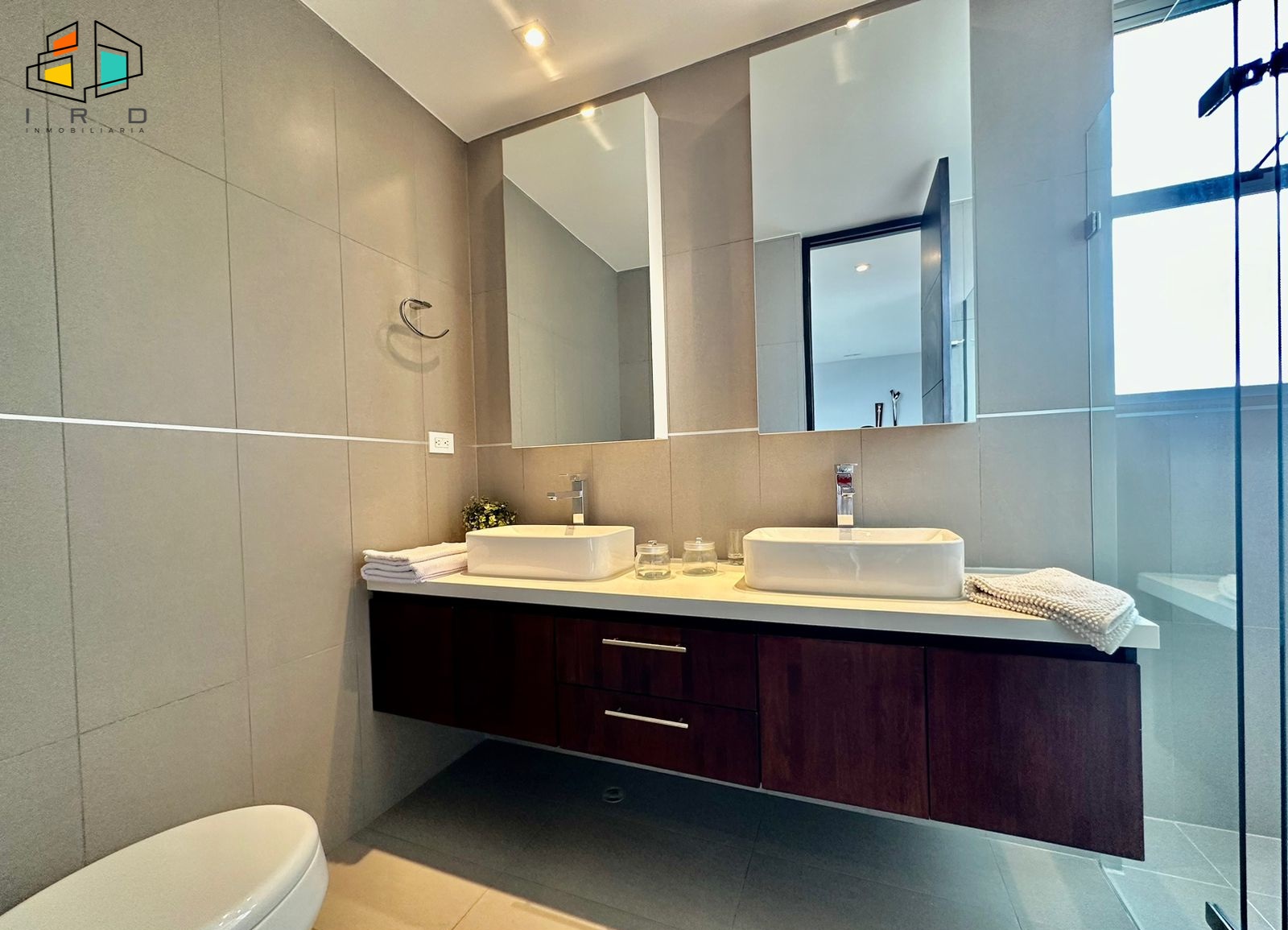Apartamento en arriendo en Lalinde, Medellín · foto 14 de 24