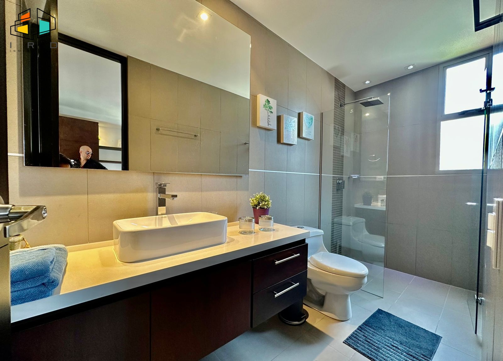 Apartamento en arriendo en Lalinde, Medellín · foto 16 de 24