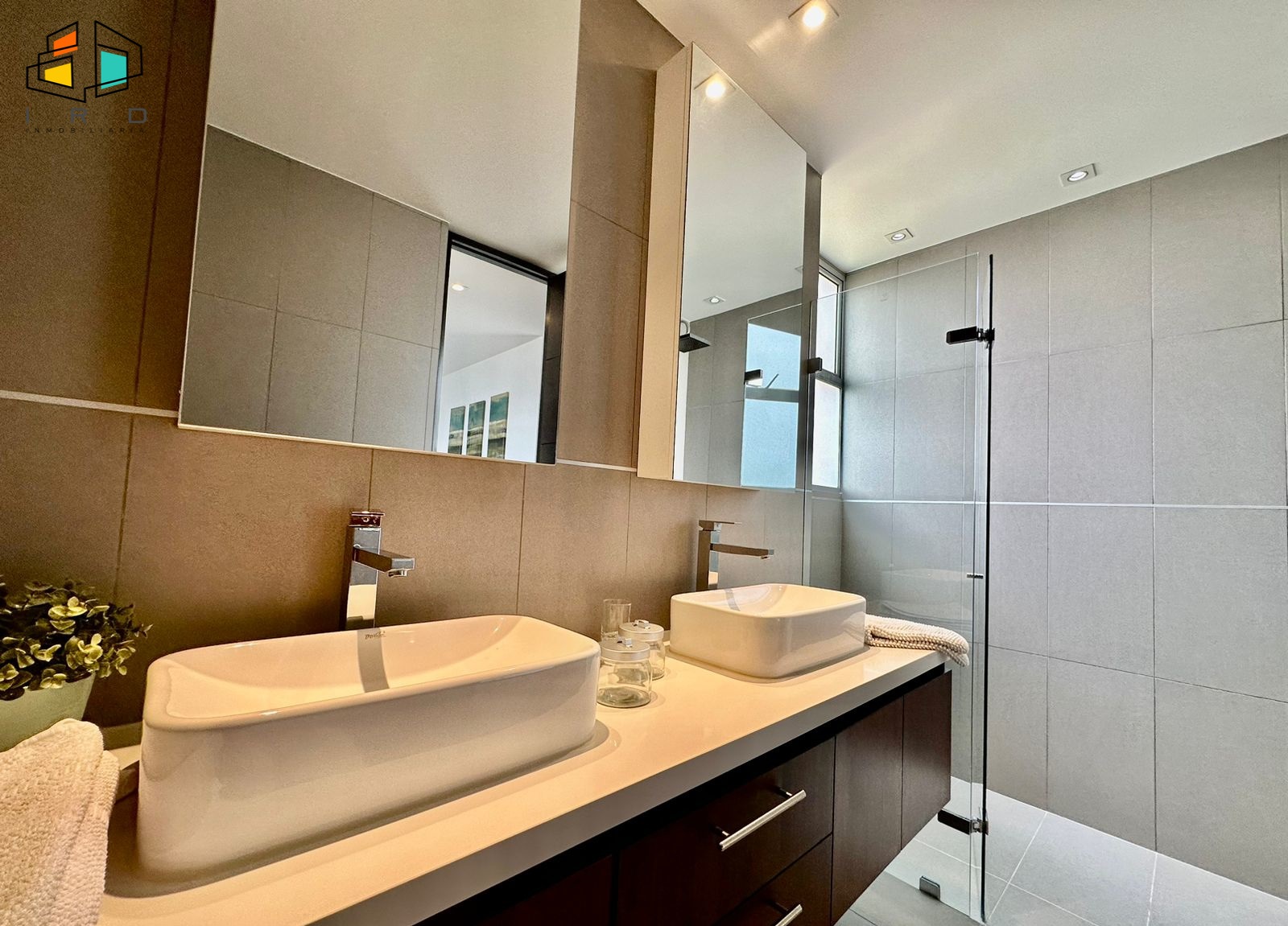 Apartamento en arriendo en Lalinde, Medellín · foto 19 de 24