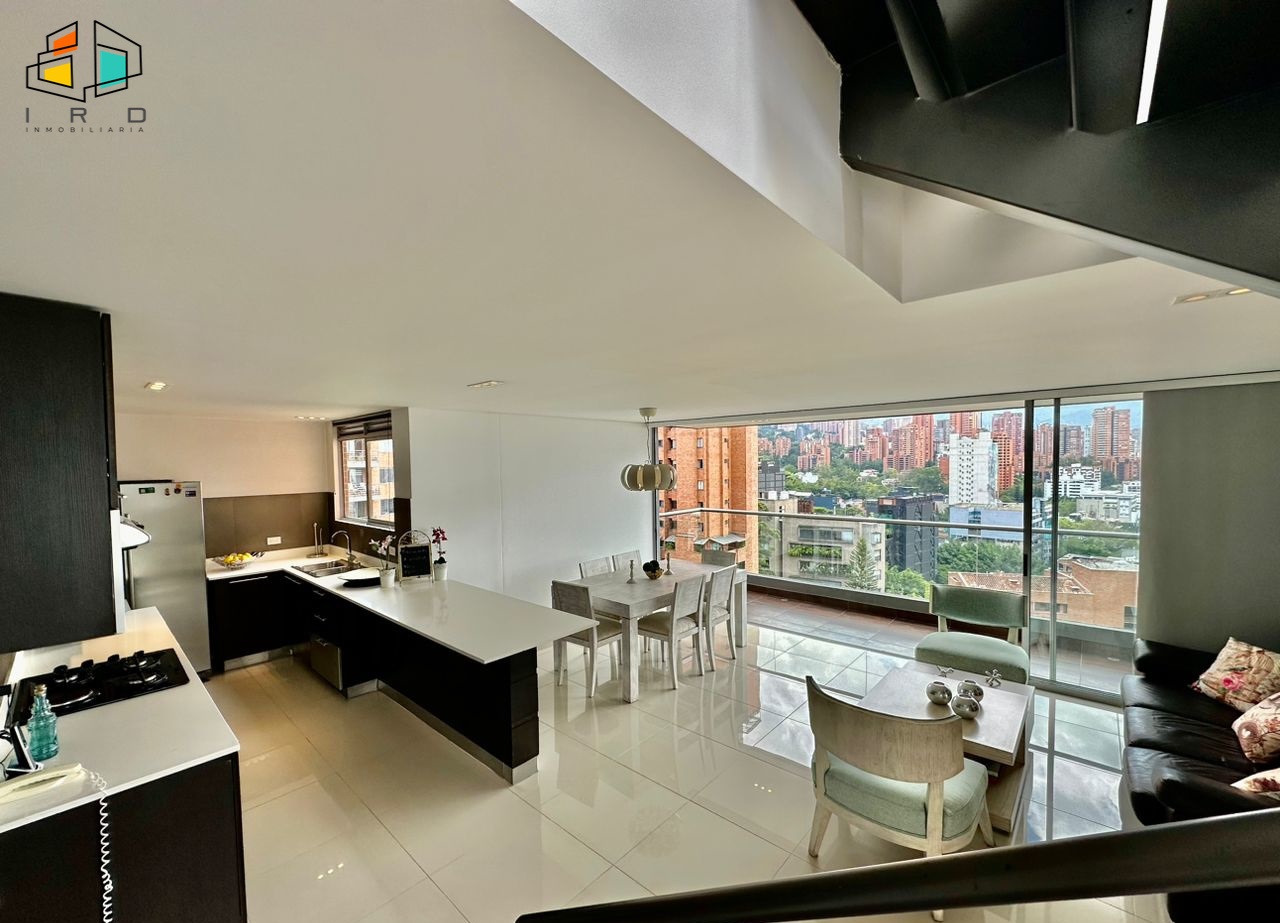 Apartamento en arriendo en Lalinde, Medellín · foto 3 de 24