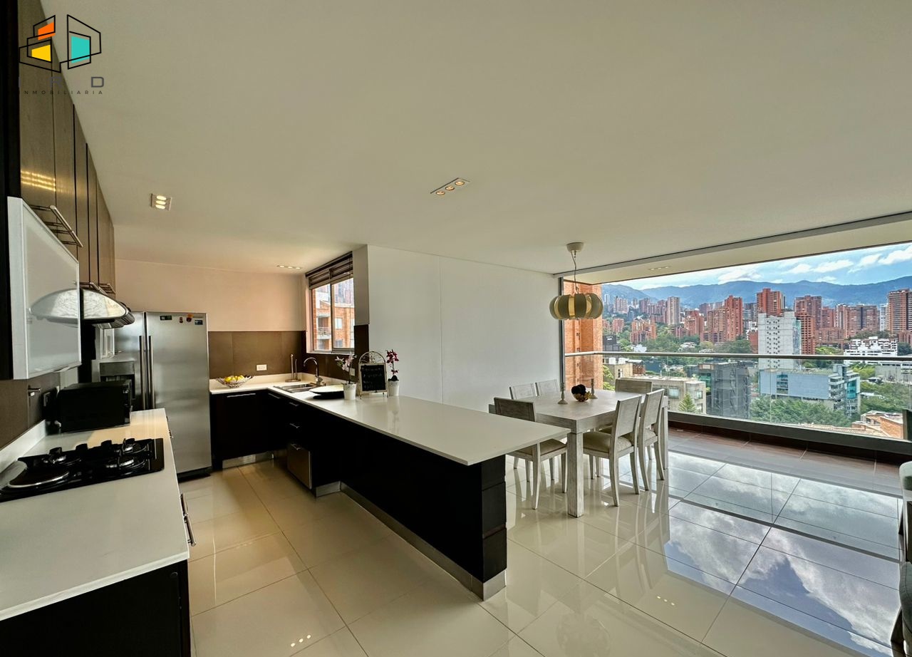 Apartamento en arriendo en Lalinde, Medellín · foto 5 de 24