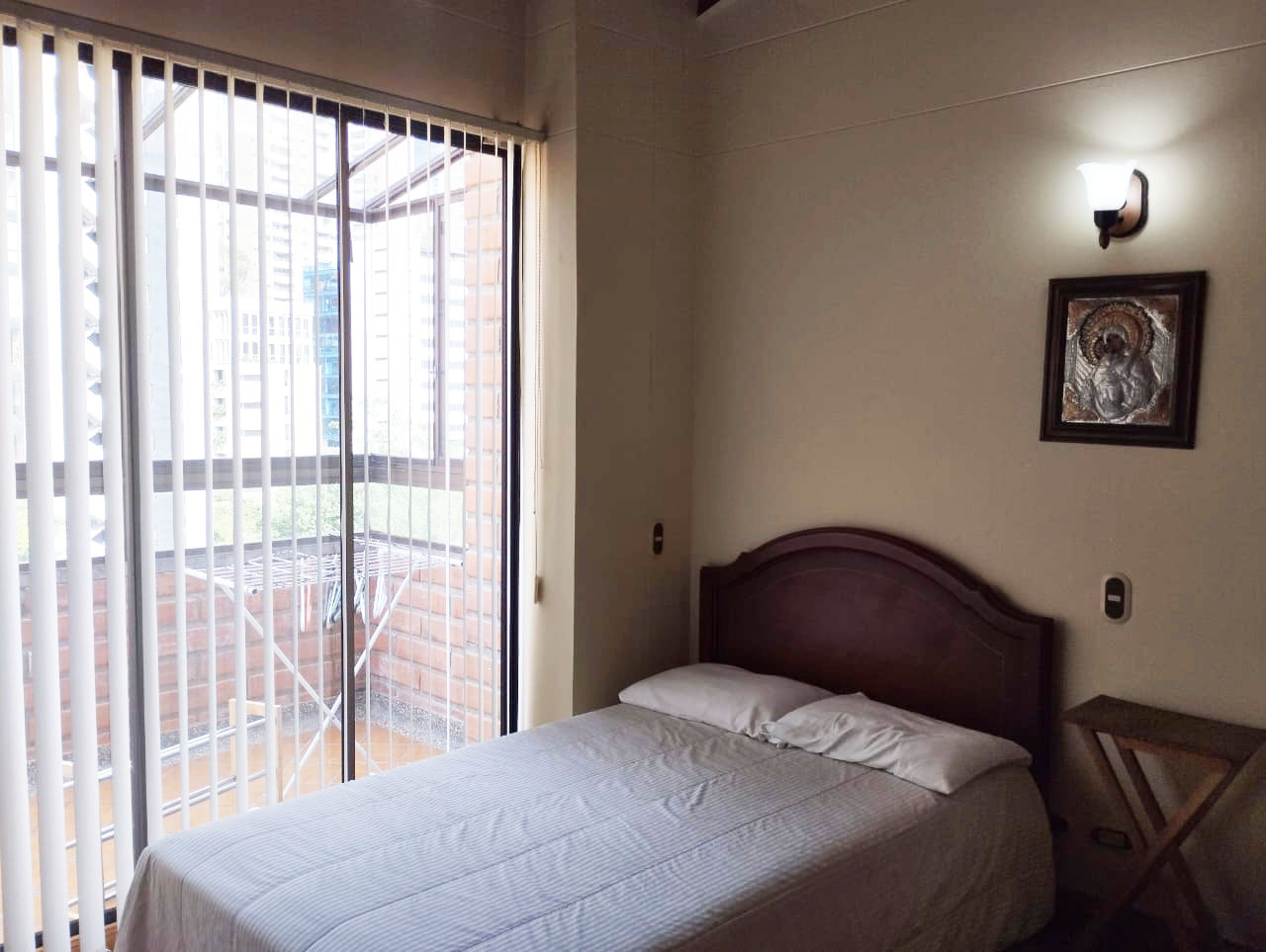 Apartamento en arriendo en Las Lomas No.1, Medellín · foto 13 de 16