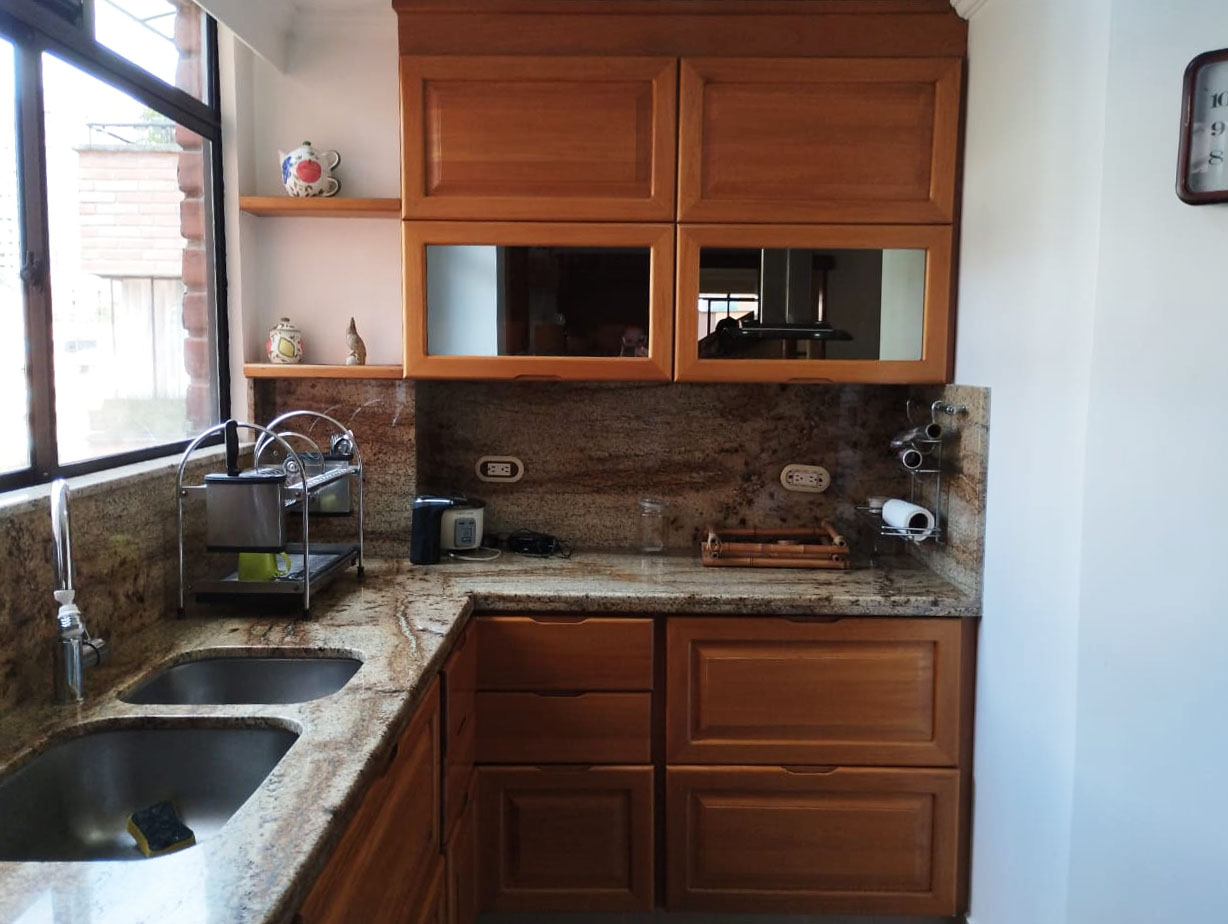 Apartamento en arriendo en Las Lomas No.1, Medellín · foto 6 de 16