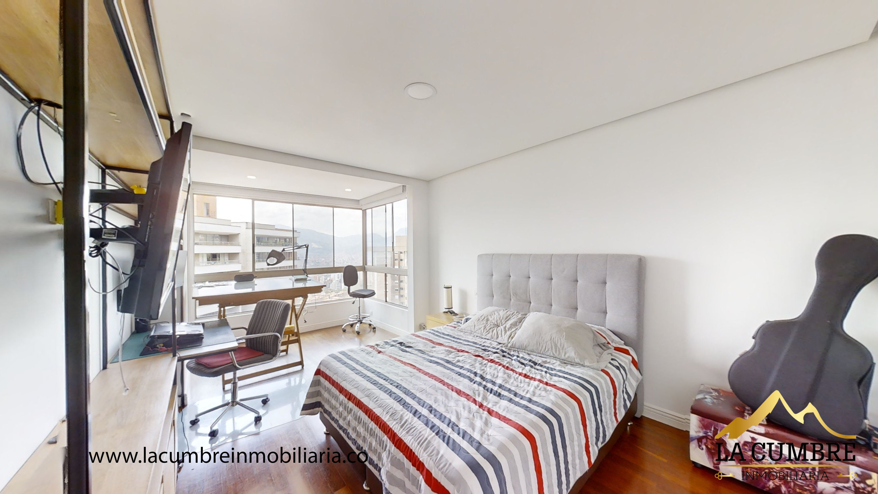 Apartamento en venta en El Poblado, Medellín · foto 15 de 17