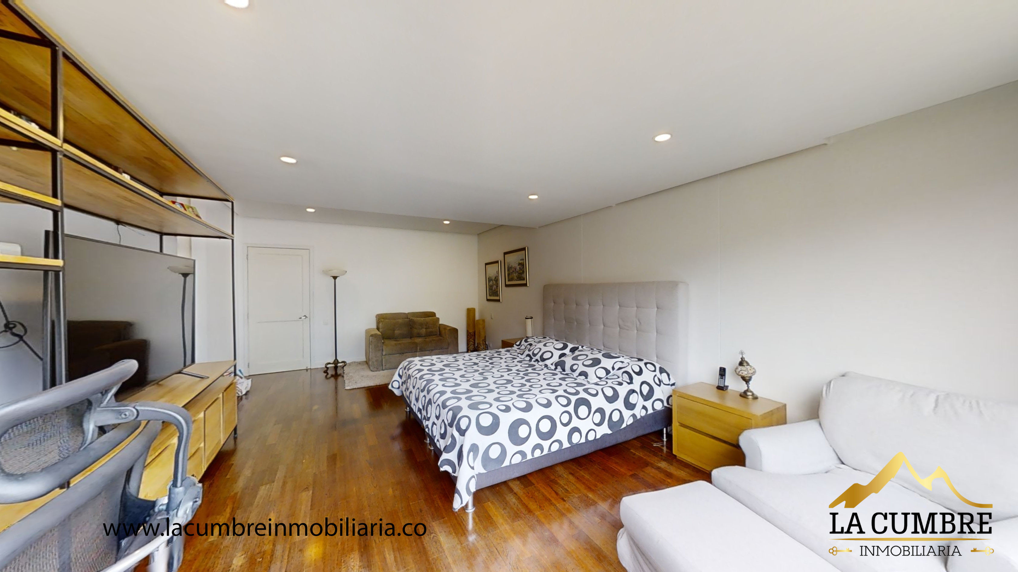 Apartamento en venta en El Poblado, Medellín · foto 9 de 17