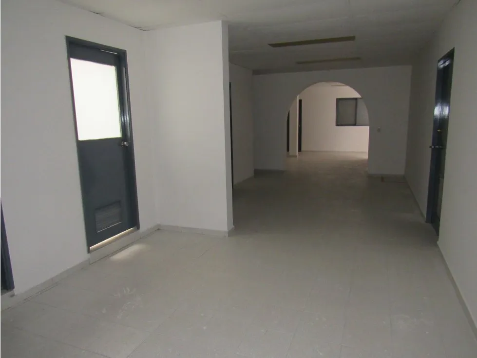 Edificio en arriendo en Versalles, Cali, 937 m² · foto 20 de 24