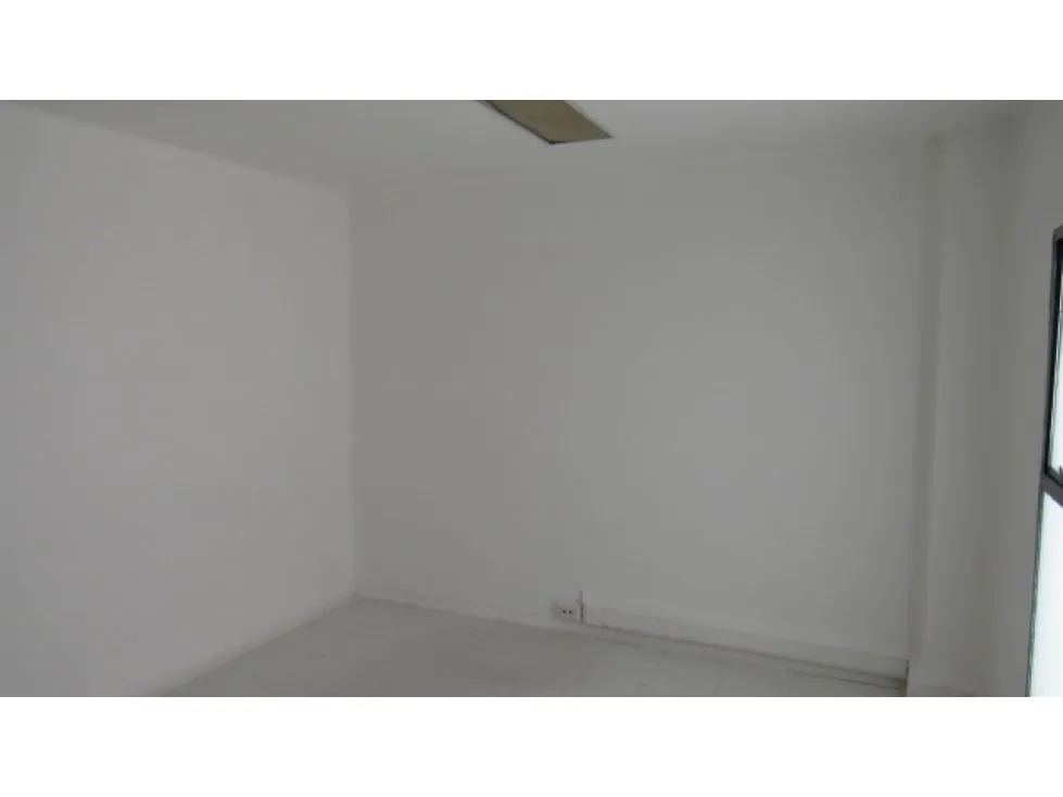 Edificio en arriendo en Versalles, Cali, 937 m² · foto 2 de 24